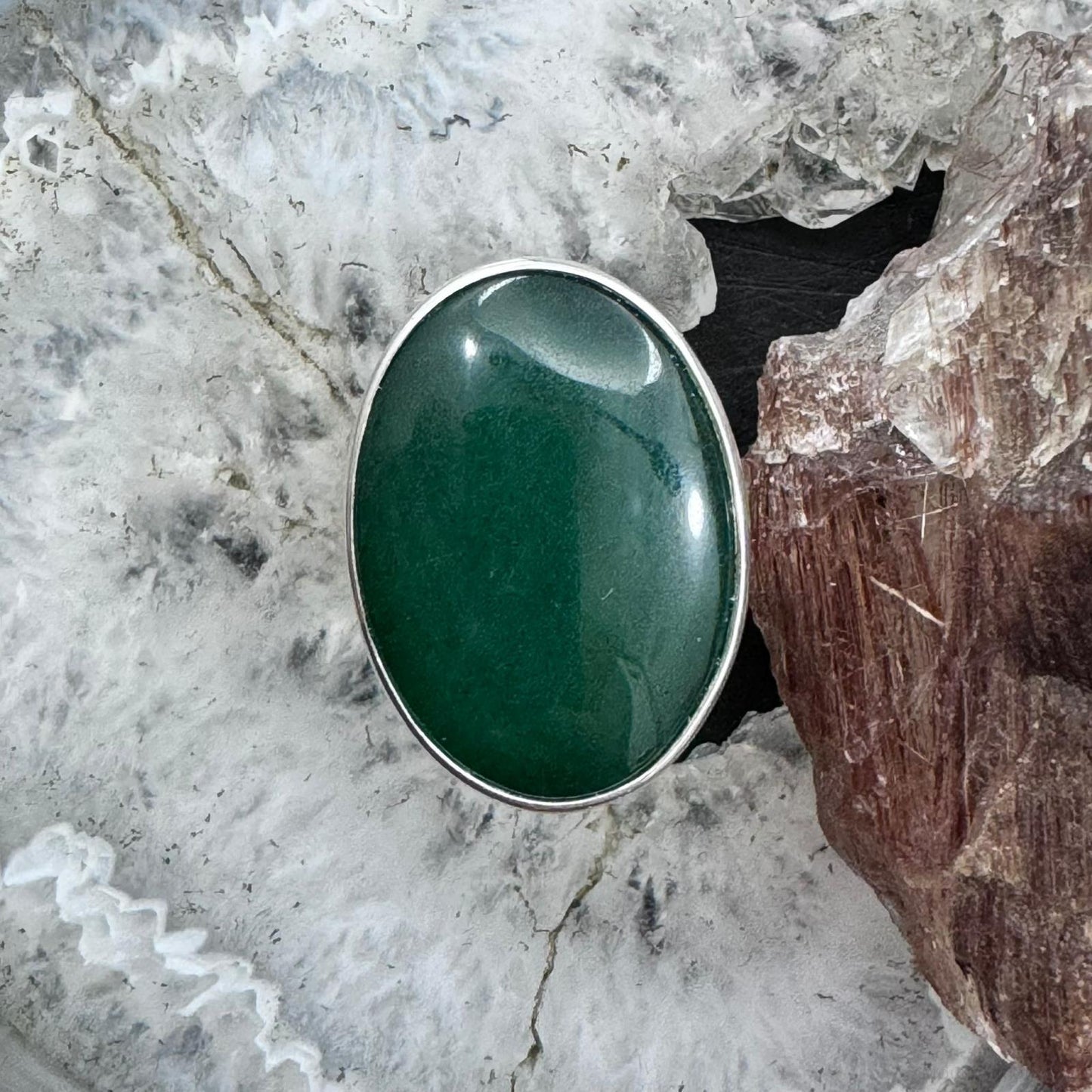 Carolyn Pollack Sterling Silver Large Oval Jadeite Shield Ring Size 6 For Women