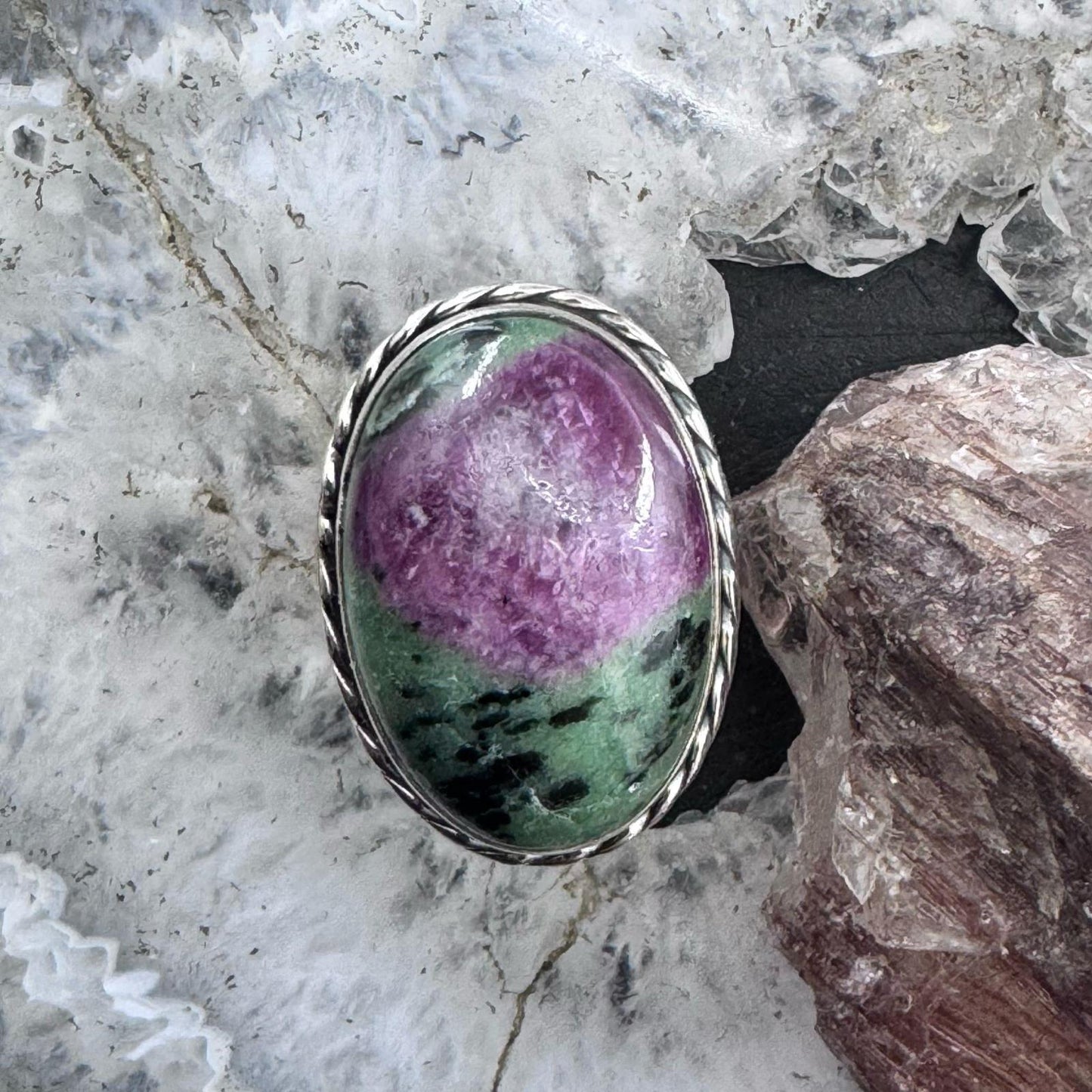 Sterling Silver Southwestern Style Oval Ruby Zosite Ring Size 7 For Women