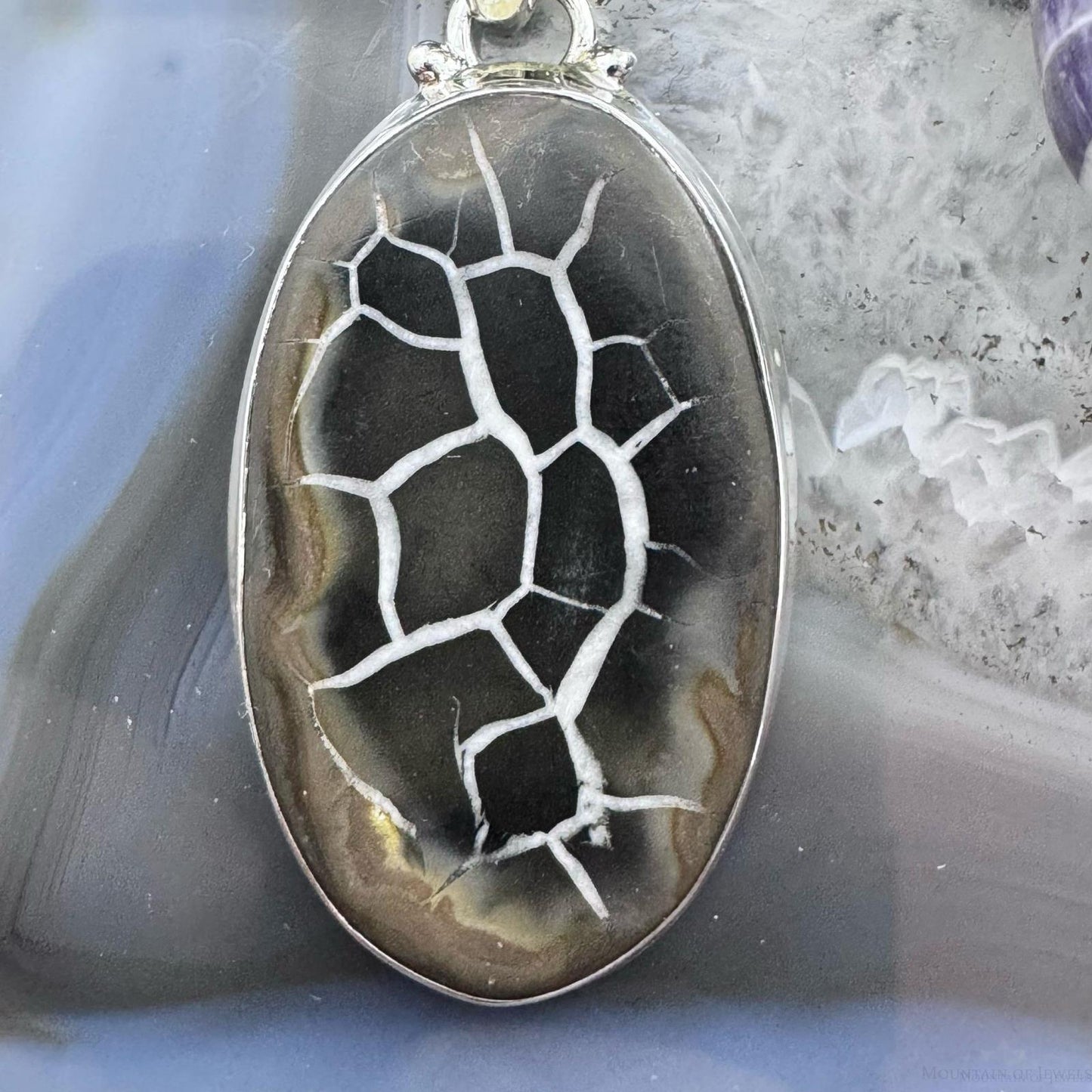 Sterling Silver Southwestern Style Oval Septarian Pendant For Women