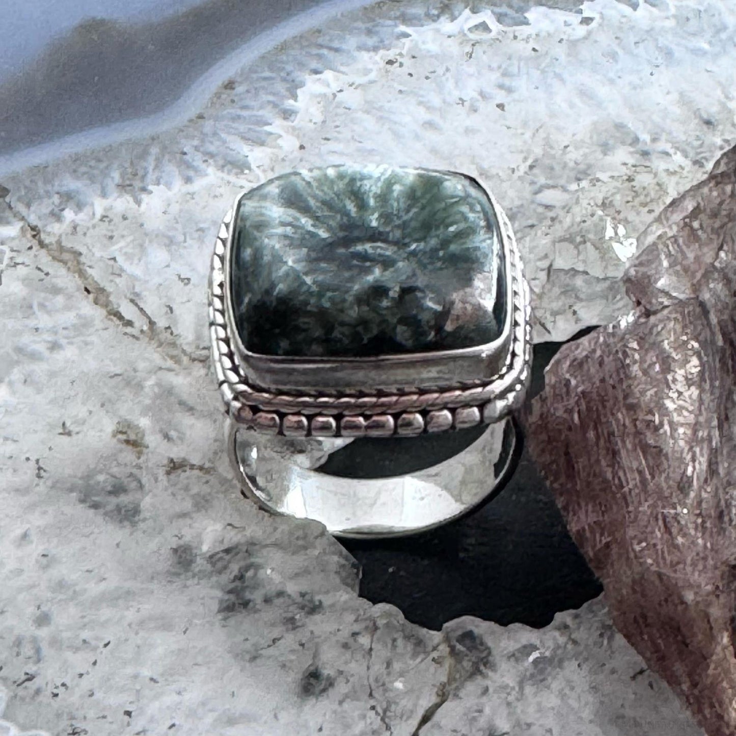 Sterling Silver Southwestern Style Square Serpentine Ring Size 8 For Women
