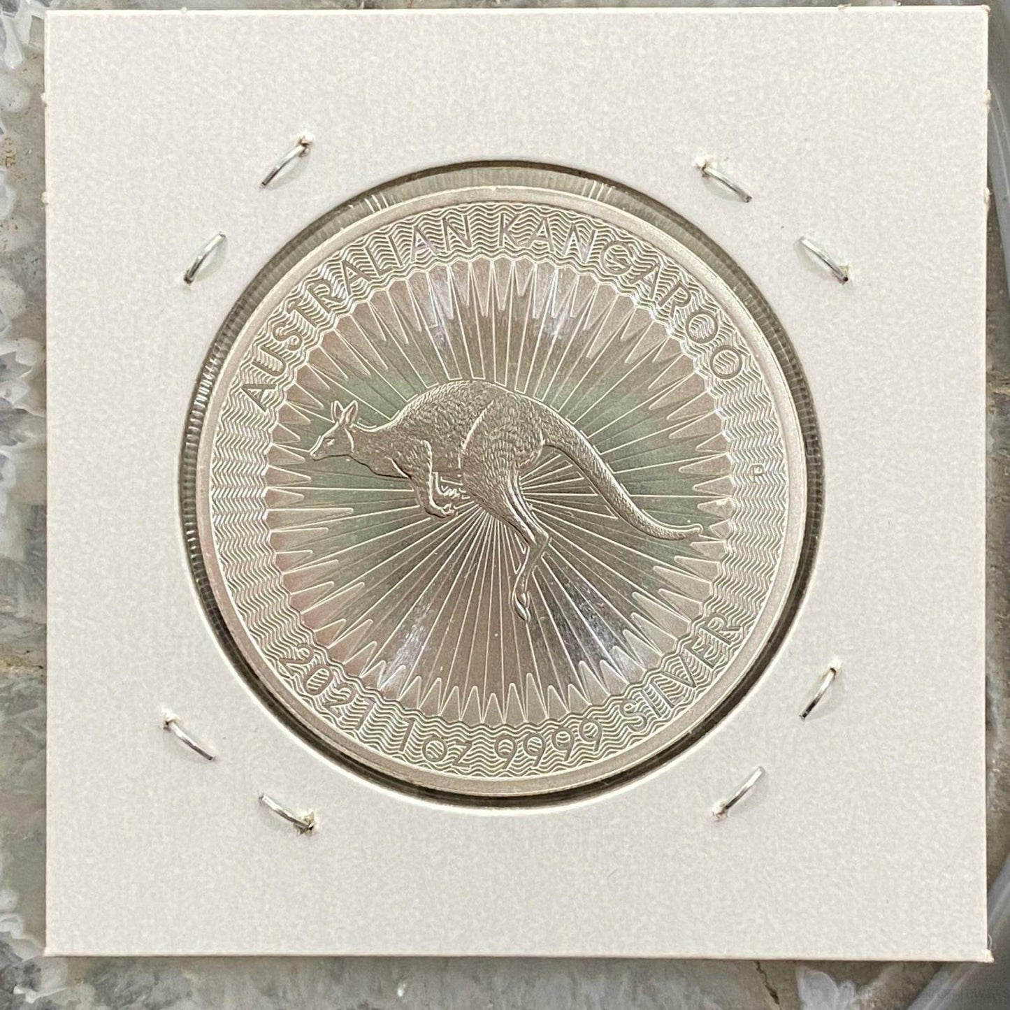 2021 1.0 Ounce .9999 Fine Silver Australian Kangaroo BU #11222-5