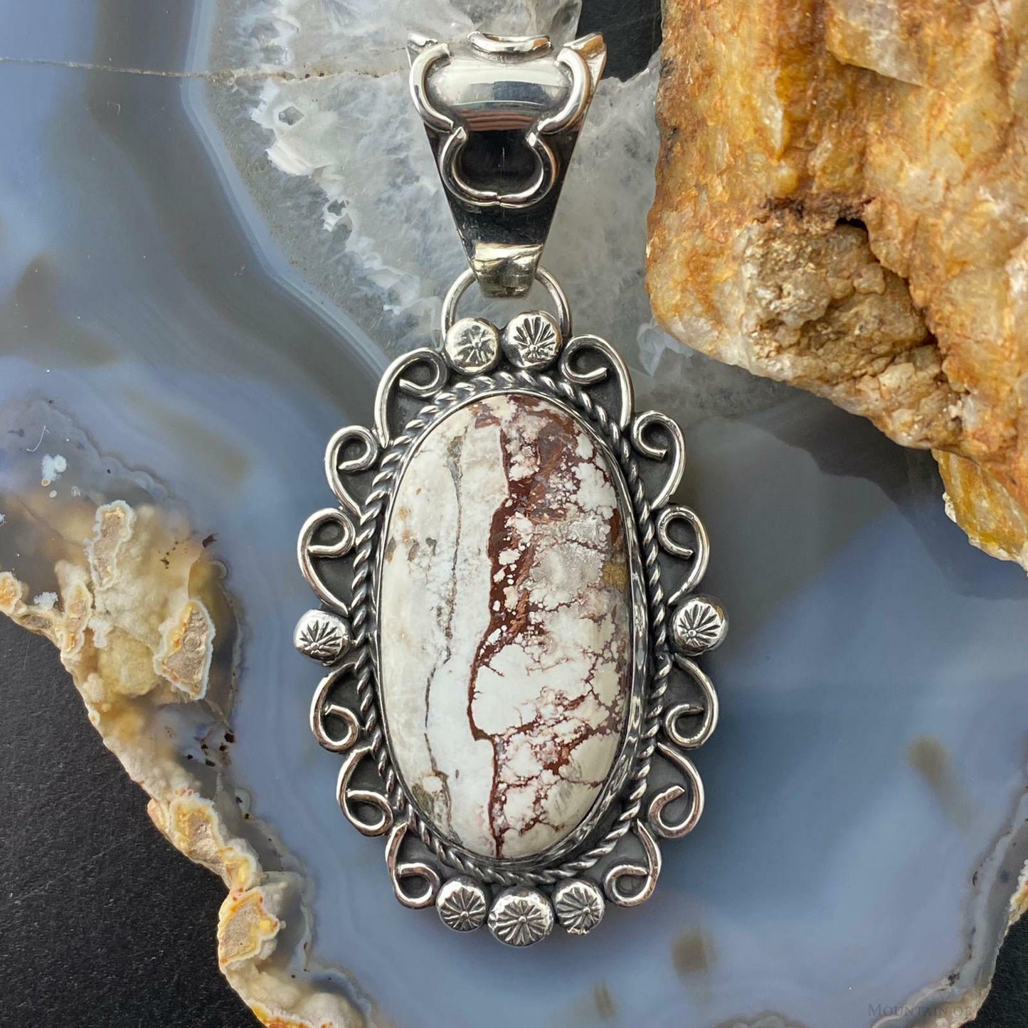 Gilbert Nez Native American Sterling Silver Oval Wild Horse Unisex Pendant Necklace