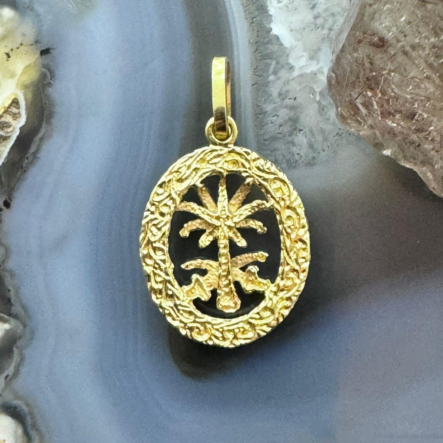 18K Yellow Gold Arab Date Tree with Swords and Red Gem Unisex Pendant