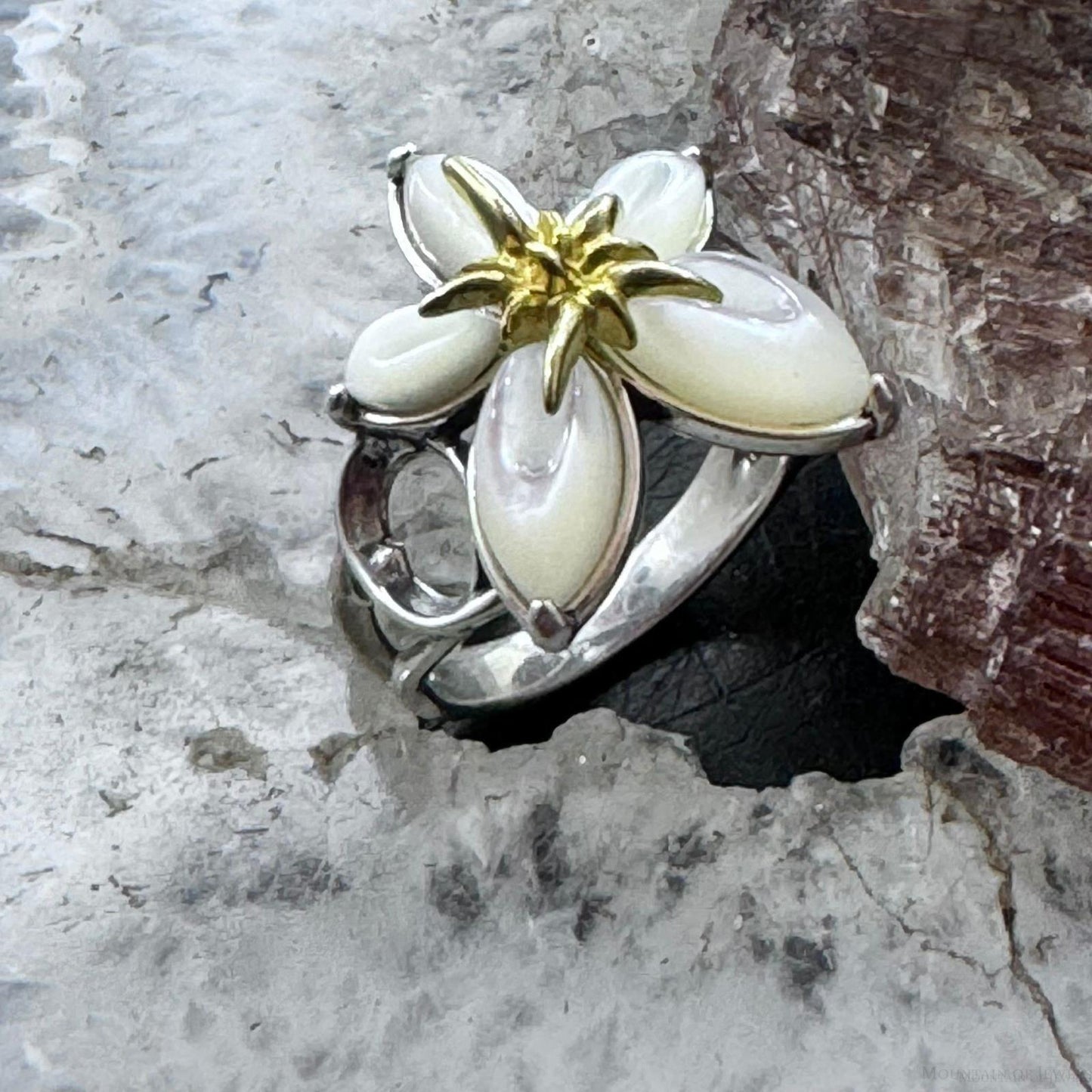 Carolyn Pollack Sterling Silver & Brass 5 Mother of Pearl Petals Flower Ring For Women