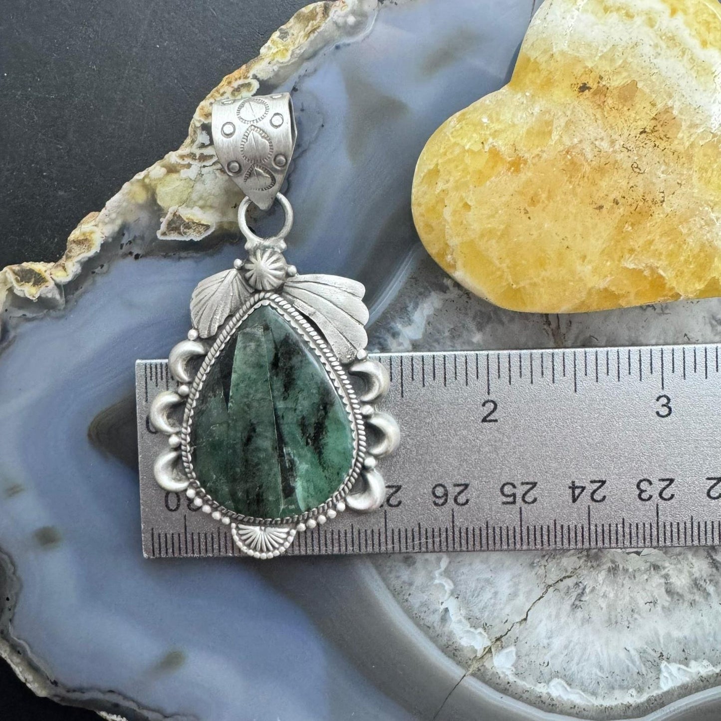 Sterling Silver Southwestern Style Teardrop Natural Emerald Decorated Pendant For Women