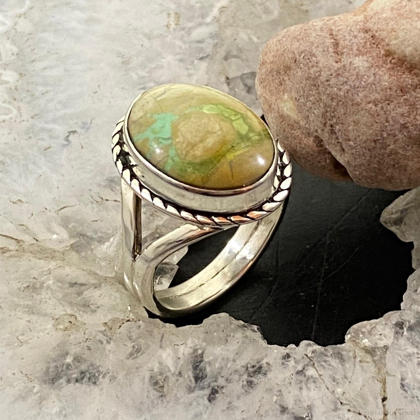 Native American Sterling Silver Oval Ribbon Turquoise Ring Size 6.5 For Women