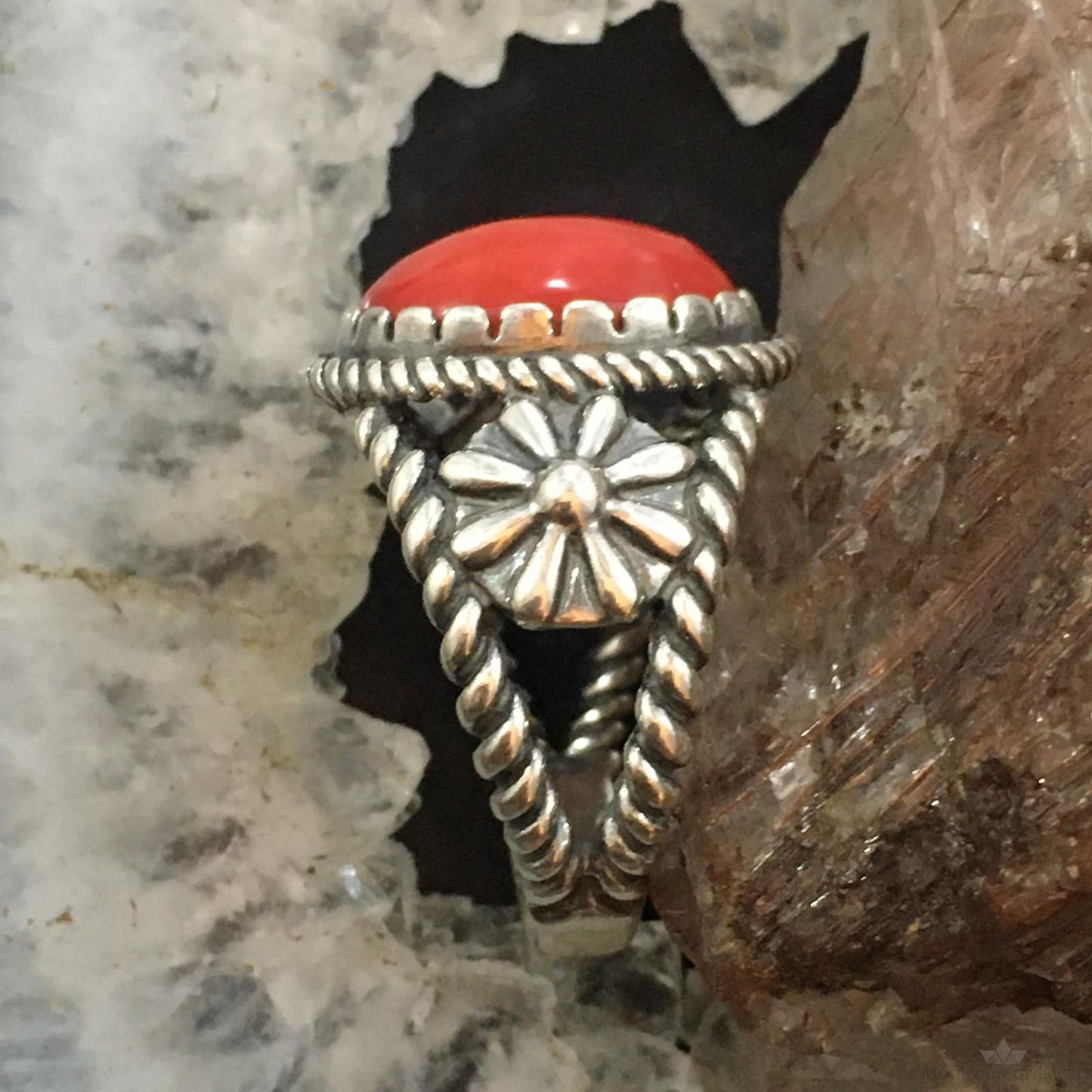 Carolyn Pollack Vintage Southwestern Style Sterling Silver Oval Red Jasper Decorated Ring For Women