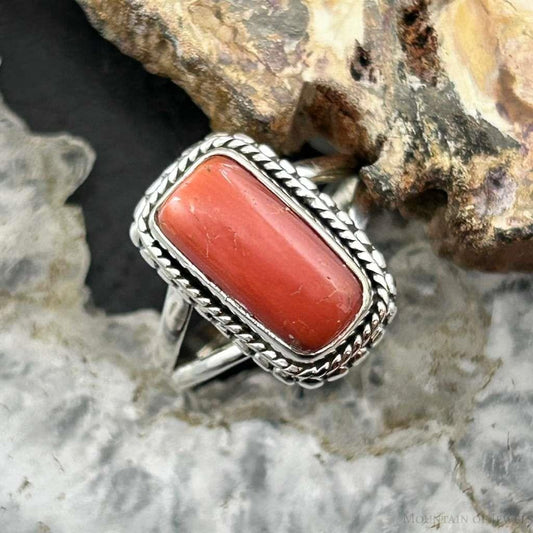 Sterling Silver Southwestern Style Coral Decorated Ring Size 7.5 For Women
