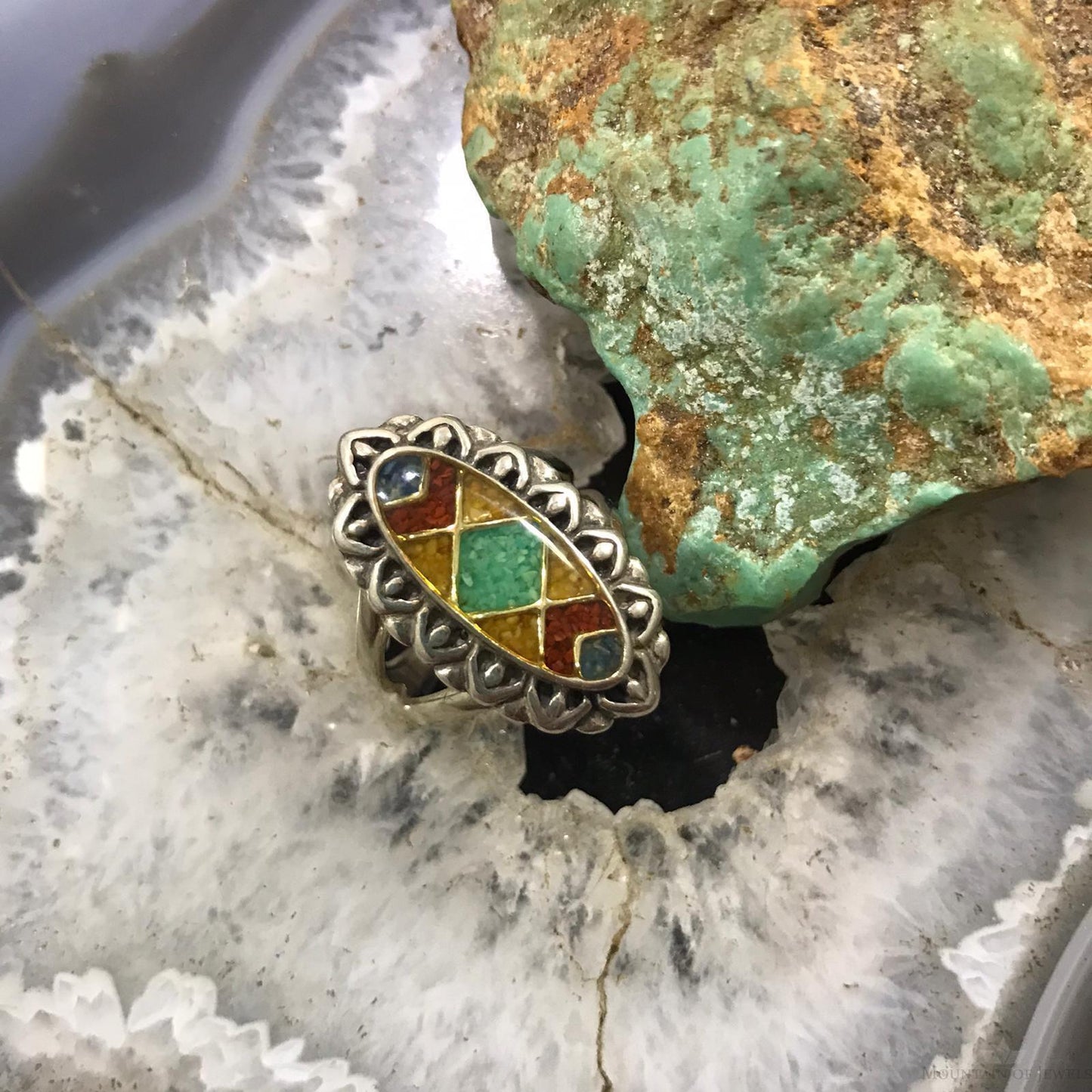 Carolyn Pollack Sterling Silver Elongated Oval Multistone Chip Inlay Ring Size 6 For Women