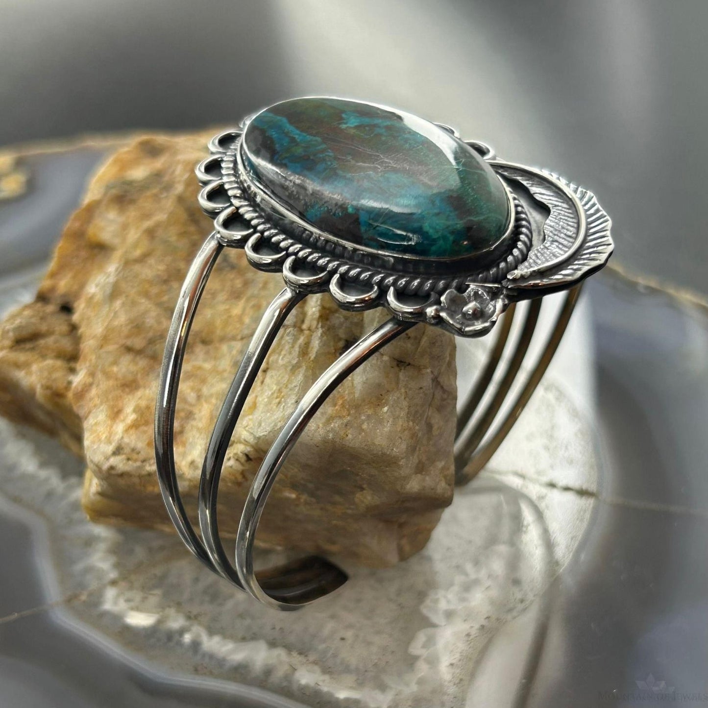 Sterling Silver Southwestern Style Large Oval Shattuckite Bracelet For Women #1