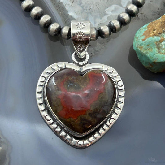 Sterling Silver Southwestern Style Seam Agate Heart Decorated Pendant For Women