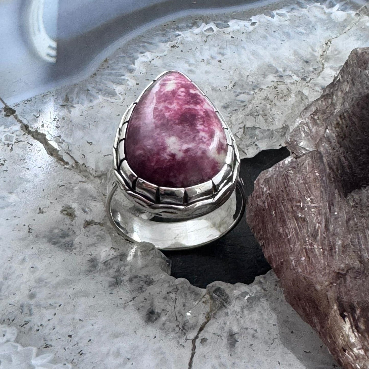 Sterling Silver Southwestern Style Teardrop Thulite Decorated Ring Size 9.5 For Women