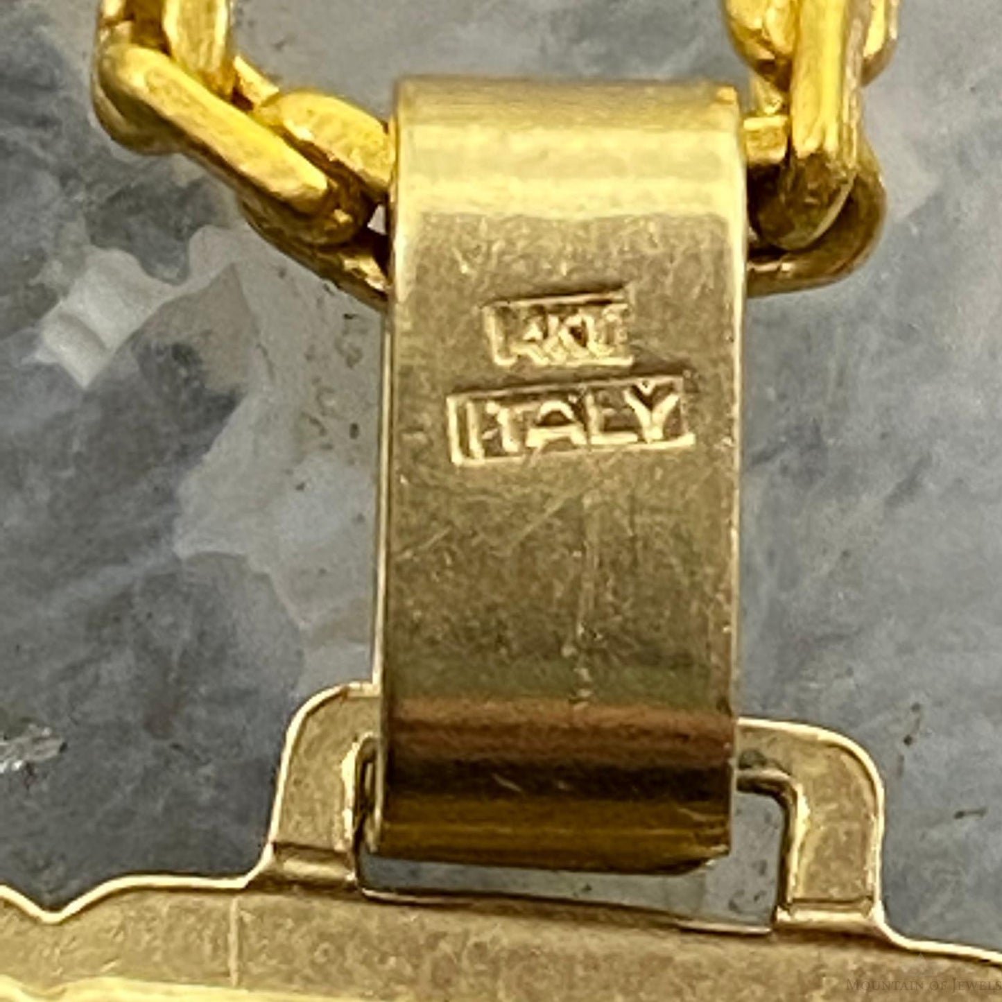 14K Yellow Gold Catholic Religious Unisex Pendant