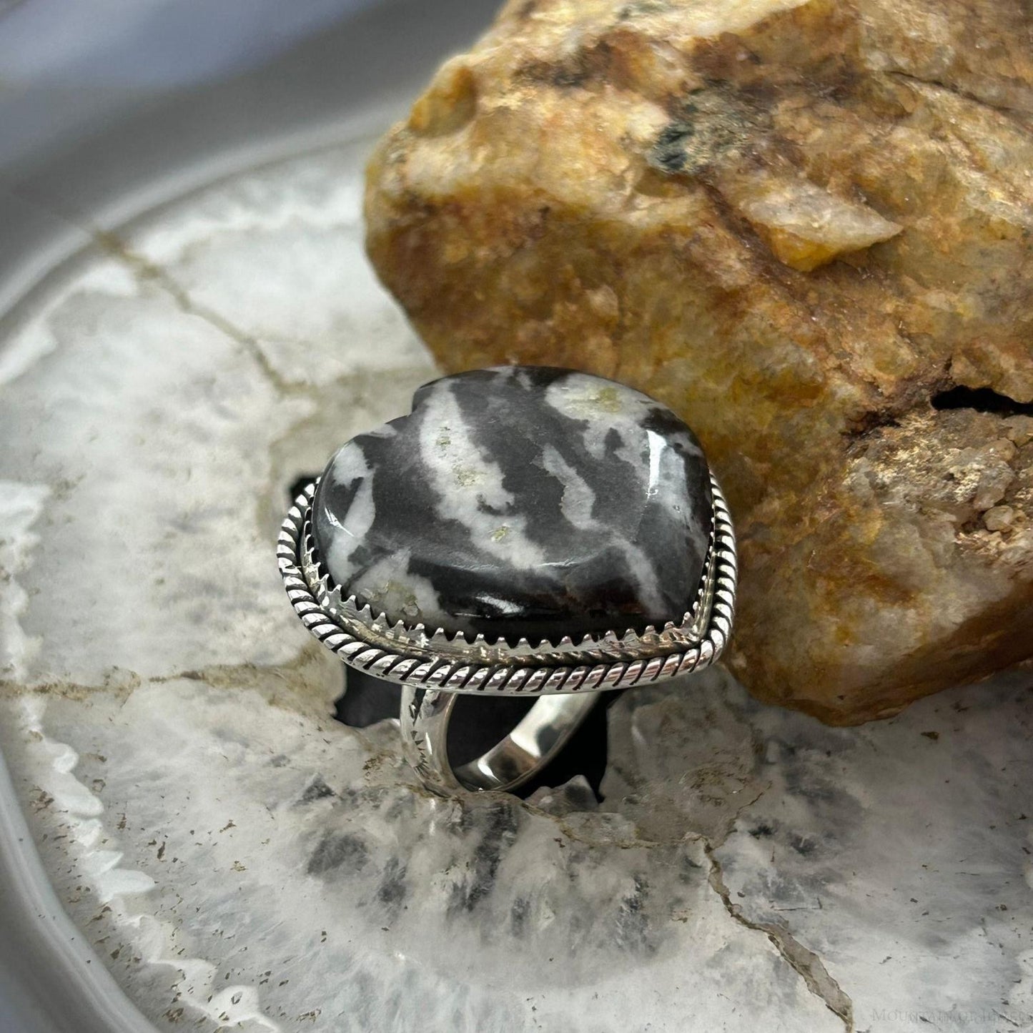 Sterling Silver Southwestern Style White Buffalo Heart Shape Ring Size 7 For Women