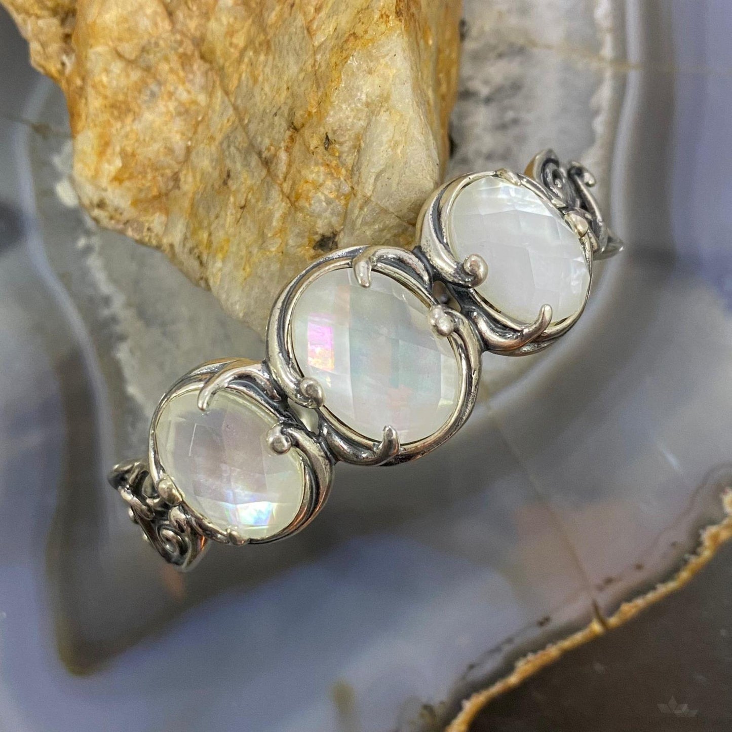 Carolyn Pollack Sterling Silver 3 Oval Faceted Mother of Pearl Doublet Bracelet For Women