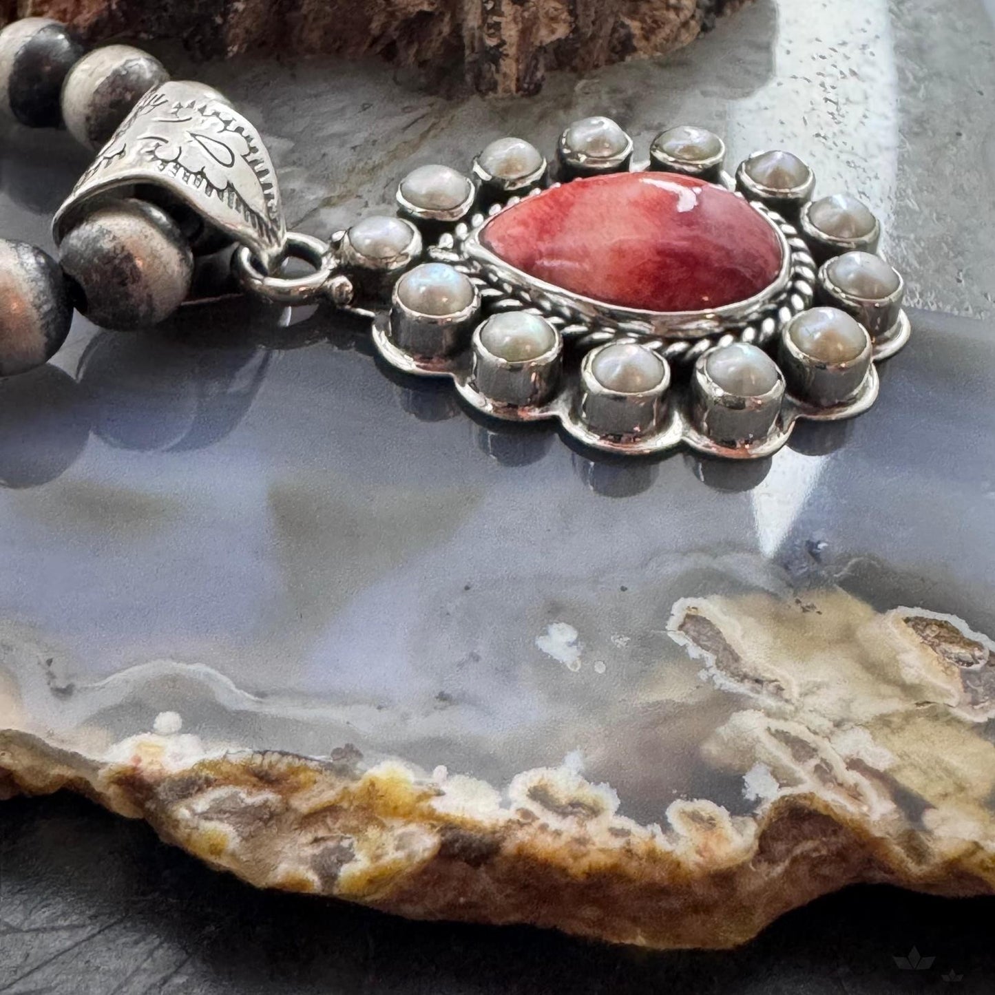 Native American Sterling Silver Teardrop Spiny Oyster w/Pearls Pendant For Women