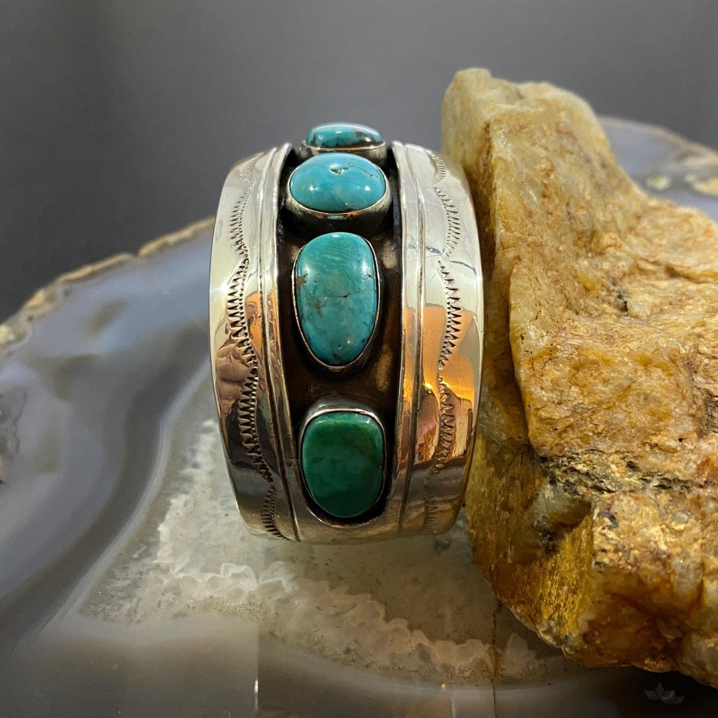 Vintage Native American Silver 5 Kingman Turquoise Shadow Box Bracelet For Women