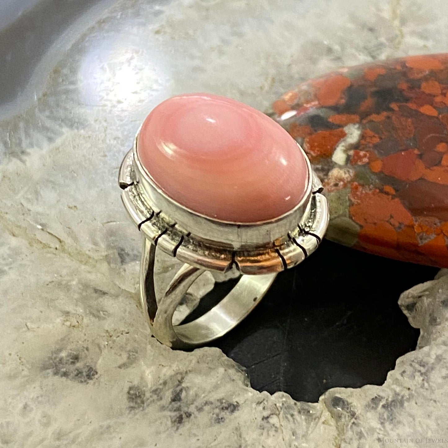 Samson Edsitty Native American Sterling Silver Oval Pink Conch Ring Size 7.5