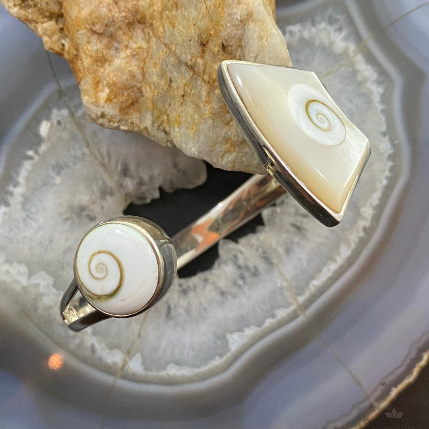 Sterling Mother of Pearl Swirl Adjustable Fashion Floating Bracelet For Women