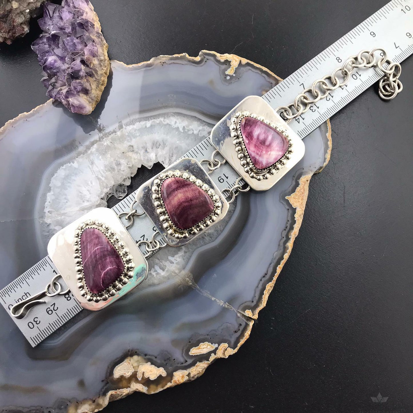 Native American Sterling Silver Spiny Oyster Adjustable Link Bracelet For Women, Signed KRZ- Key Rey Coriz