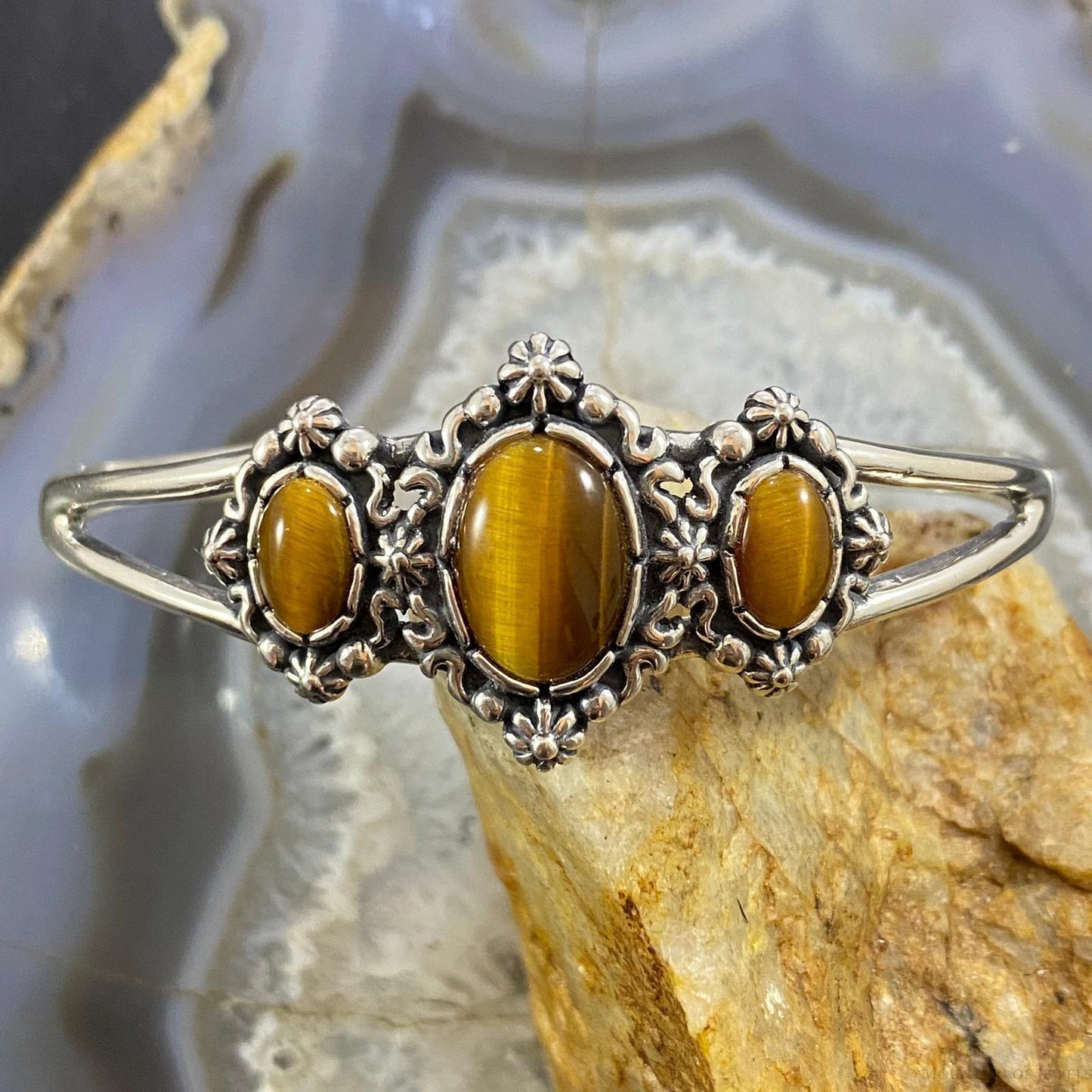 Carolyn Pollack Vintage Southwestern Style Sterling Silver Tiger Eye Decorated Bracelet