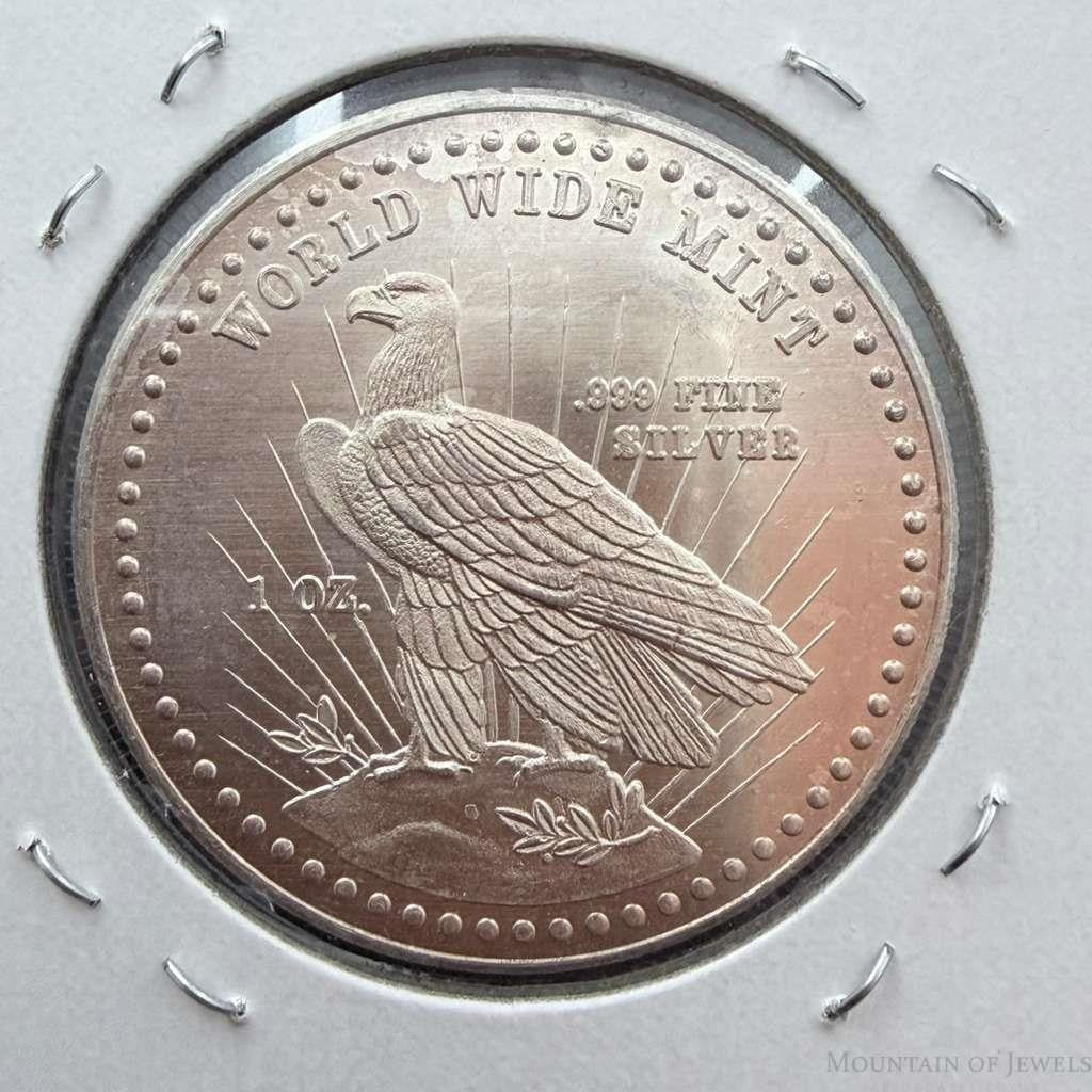 US 1981 One Troy Ounce .999 Fine Silver Round Liberty Head #102525-14