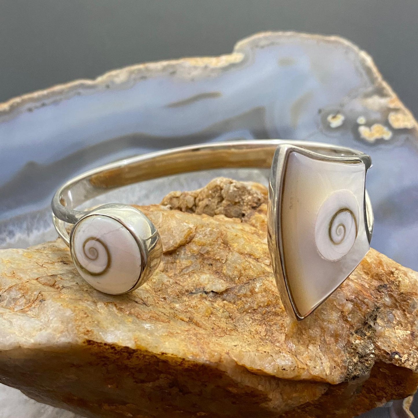 Sterling Mother of Pearl Swirl Adjustable Fashion Floating Bracelet For Women
