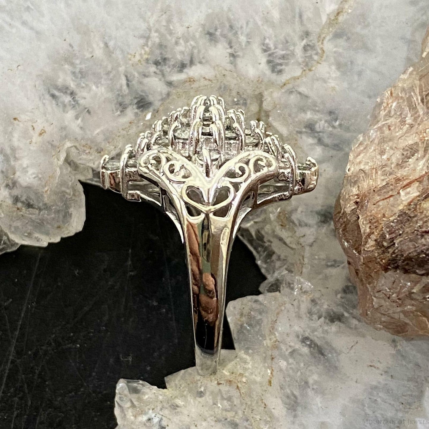 Vintage 10K White Gold Cluster Diamonds Ring Size 5.25 For Women