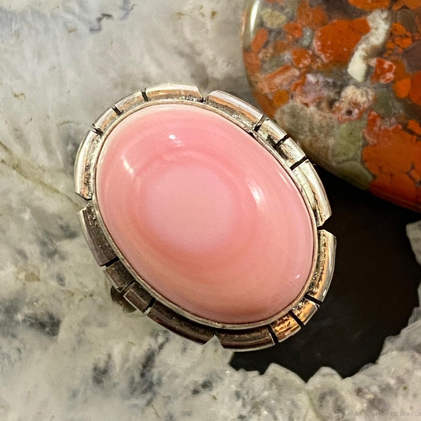 Samson Edsitty Native American Sterling Silver Oval Pink Conch Ring Size 7.5