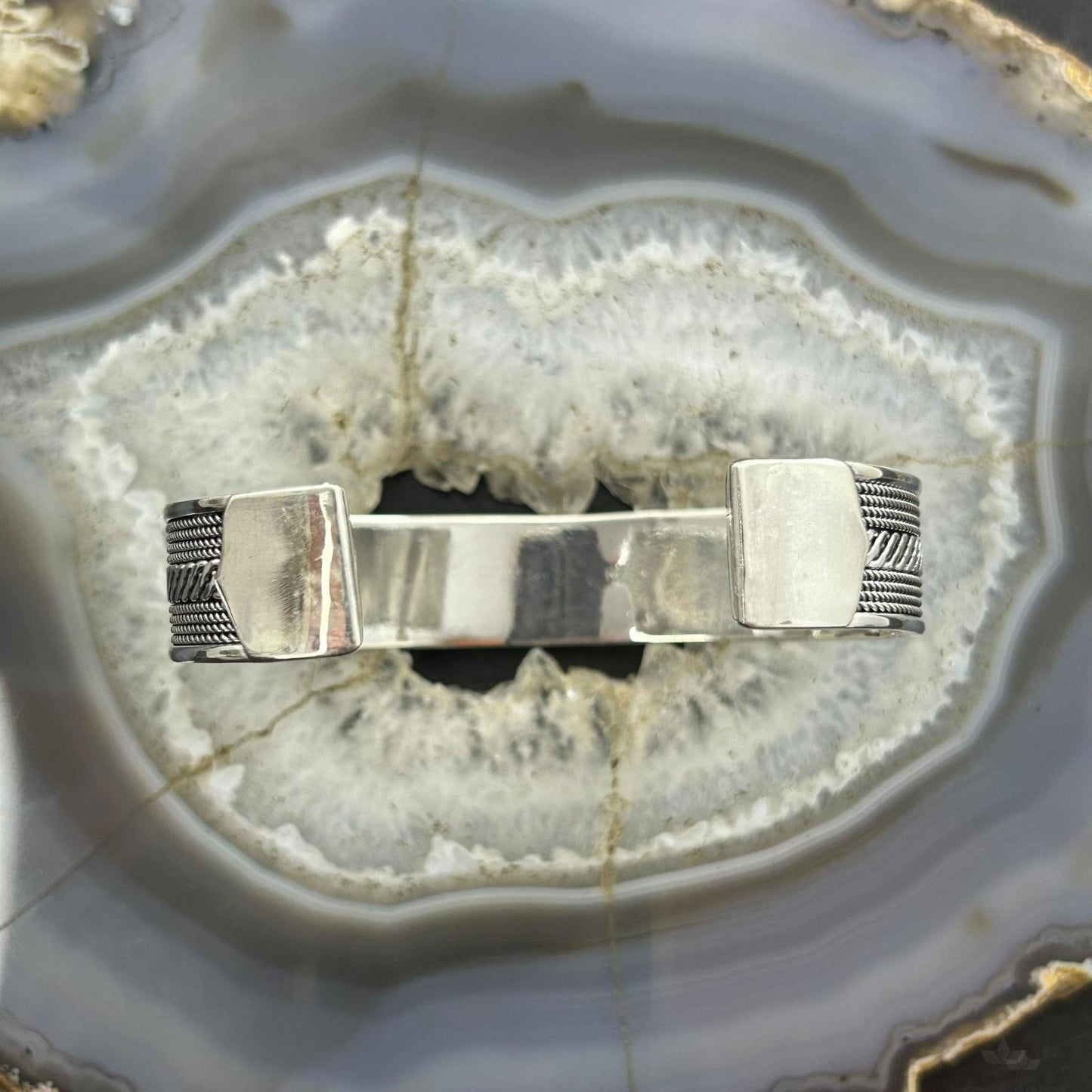 Sterling Silver Flexible & Adjutable Woven Decorated Fashion Bracelet For Women