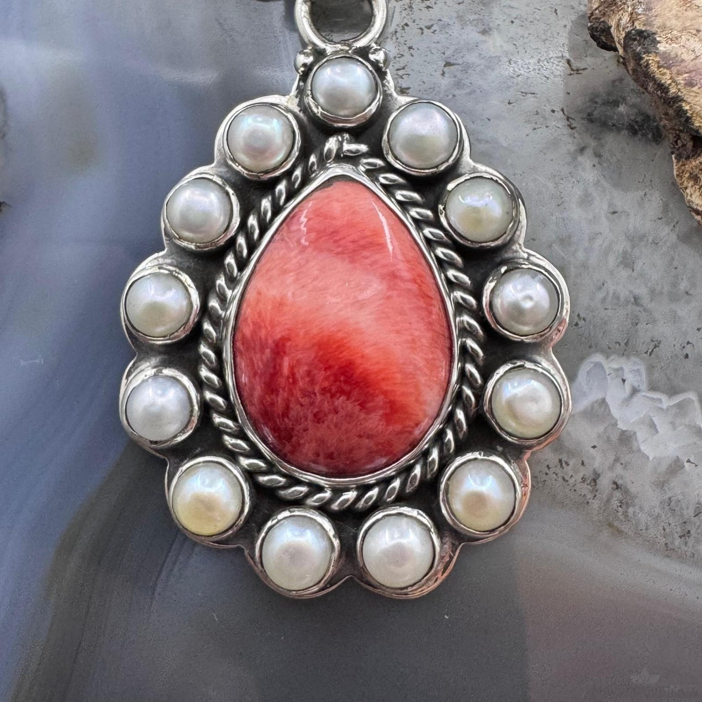 Native American Sterling Silver Teardrop Spiny Oyster w/Pearls Pendant For Women