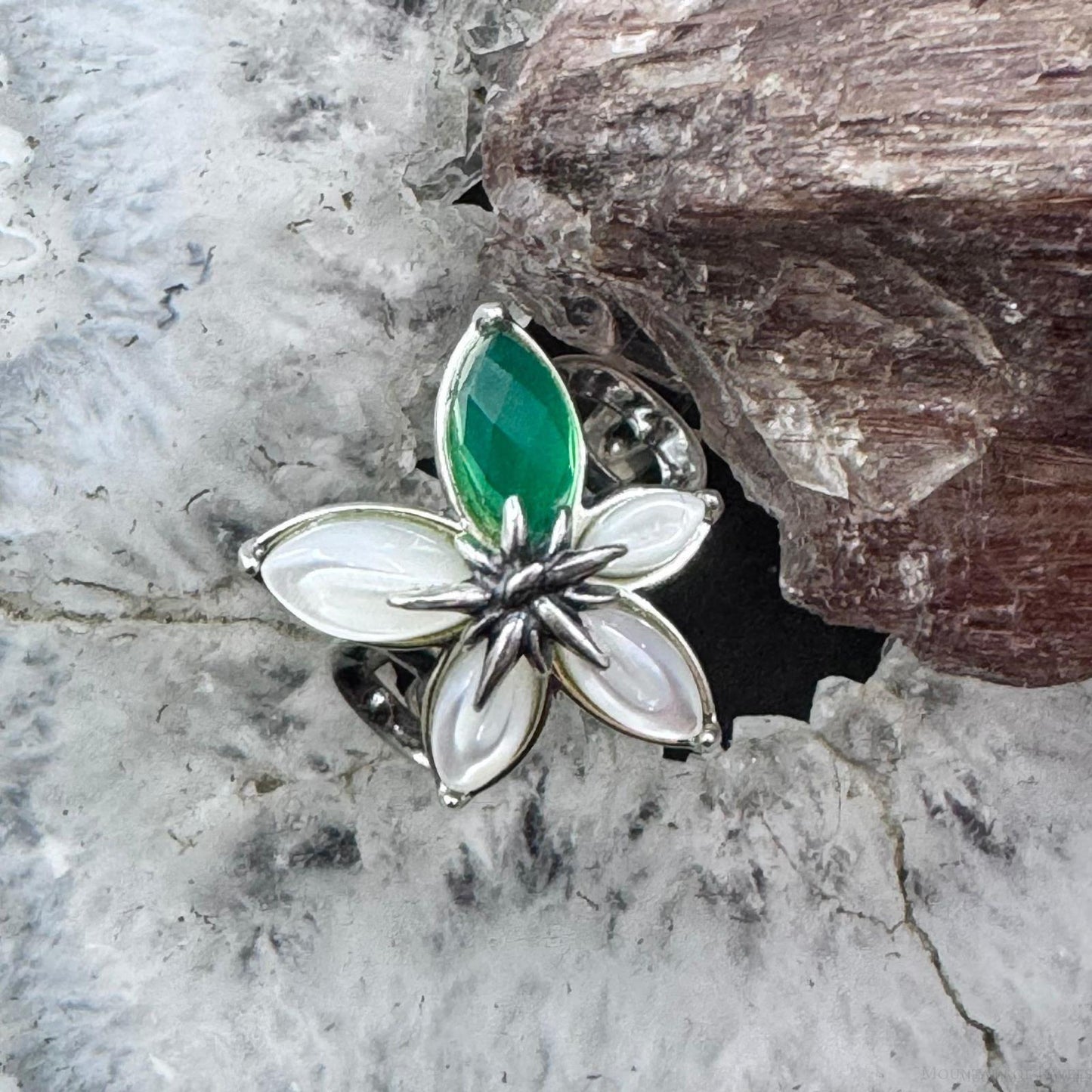 Carolyn Pollack Sterling Silver Moonstone & Emerald Decorated Flower Ring For Women