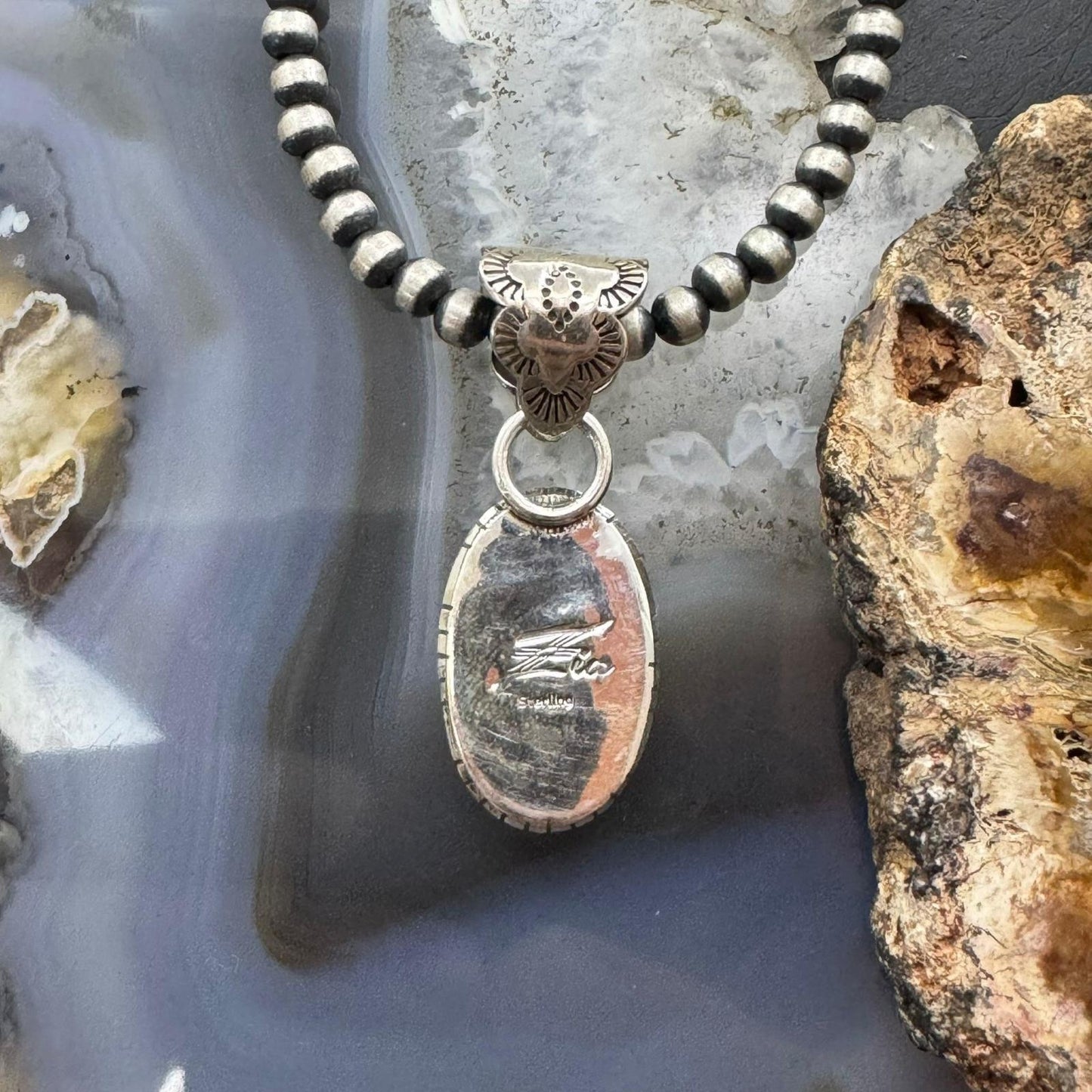 Native American Sterling Silver Oval Pink Conch Decorated Pendant For Women