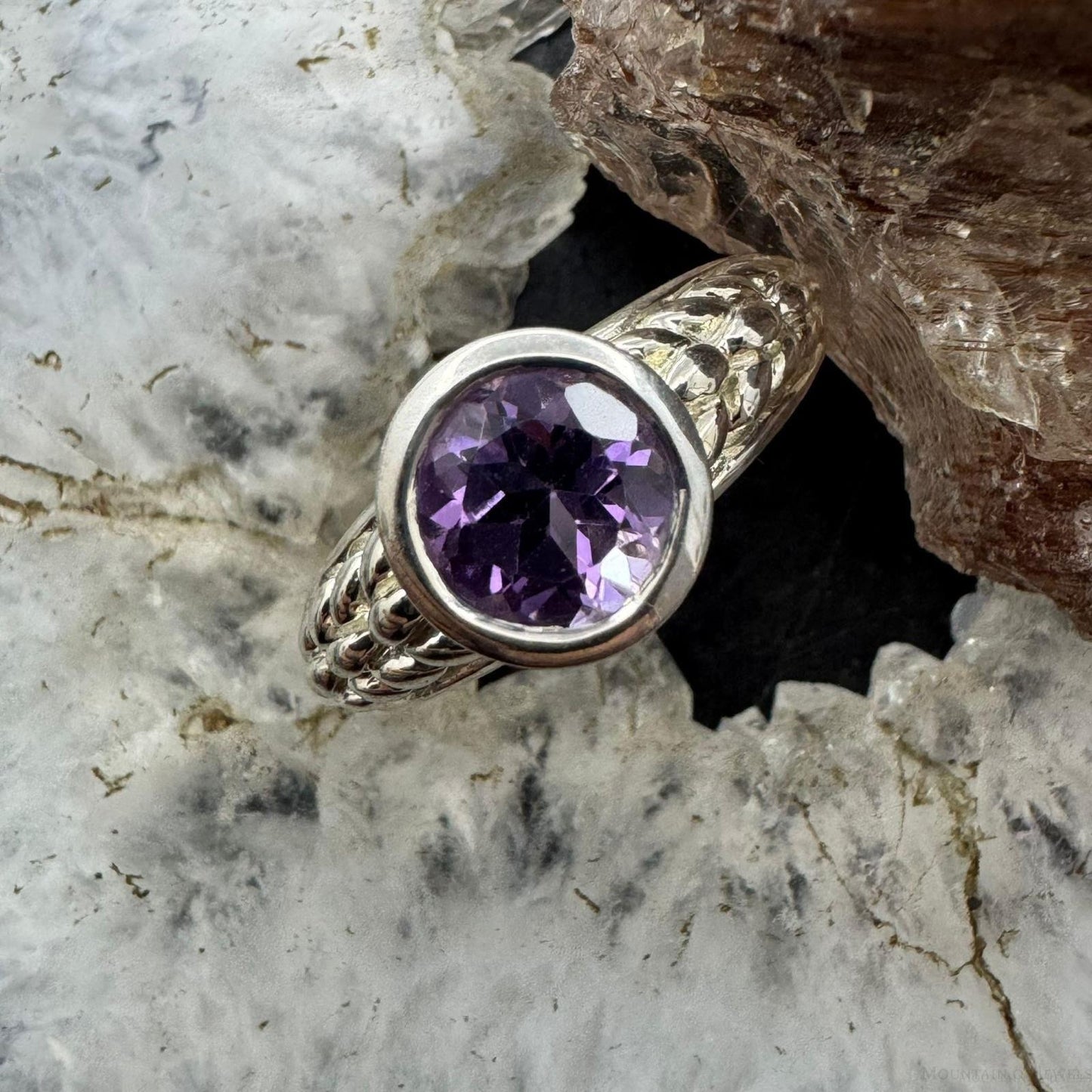 Carolyn Pollack Sterling Silver Rounded Amethyst Decorated Shank Ring For Women