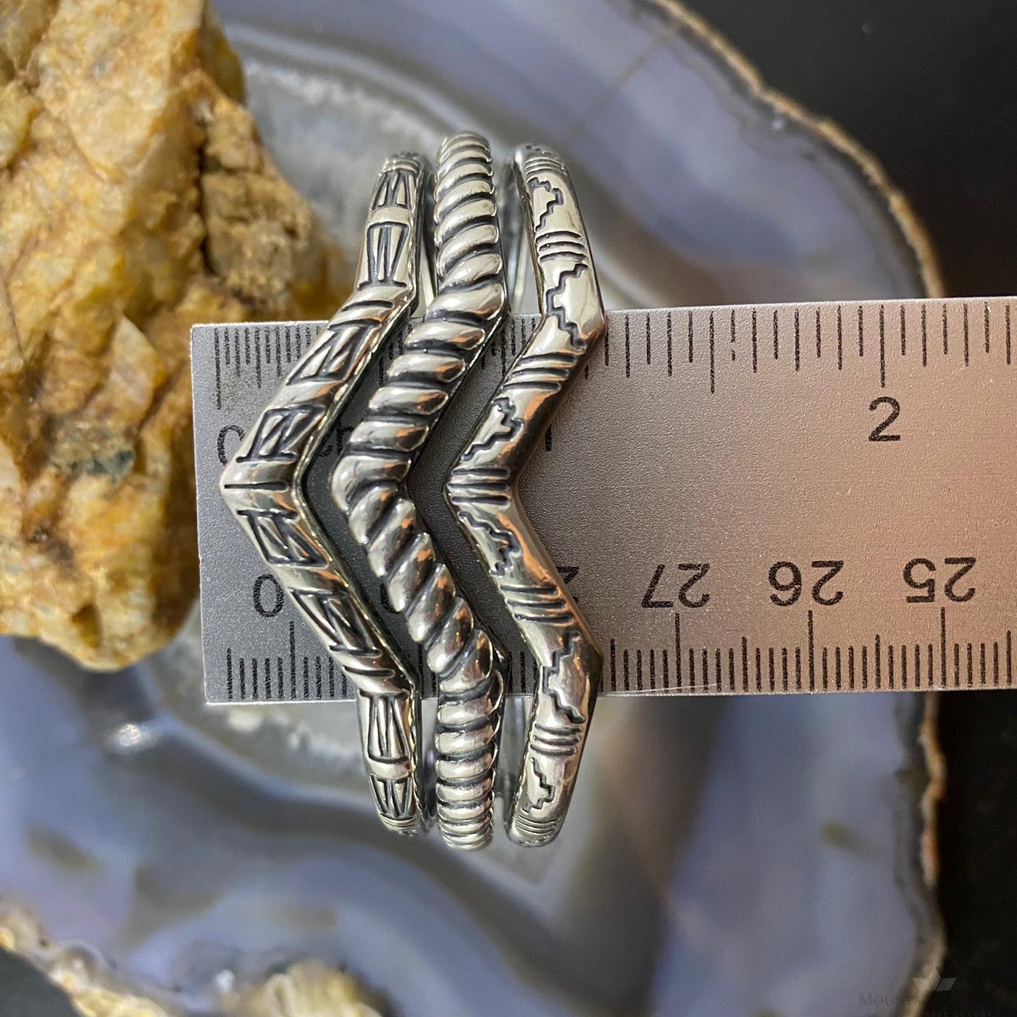 Carolyn Pollack Vintage Southwestern Style Sterling Silver Chevron Decorated Bracelet For Women