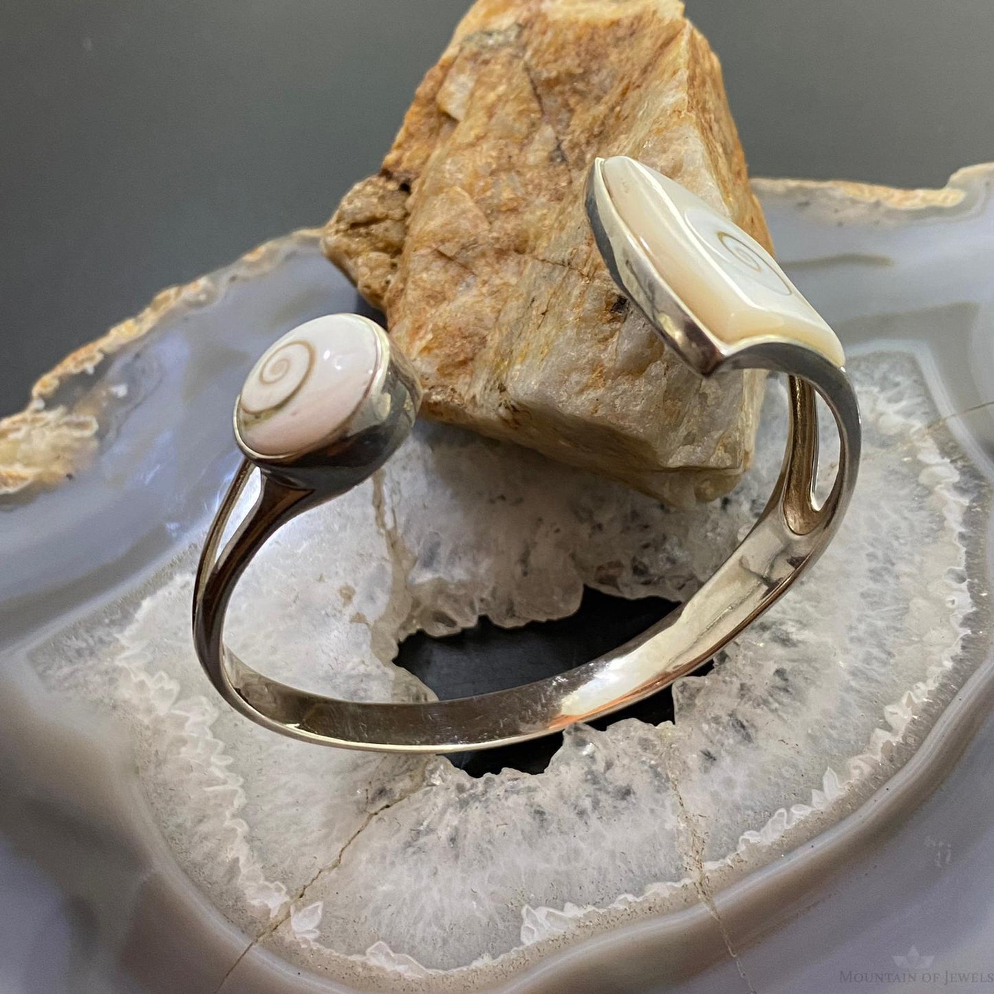 Sterling Mother of Pearl Swirl Adjustable Fashion Floating Bracelet For Women