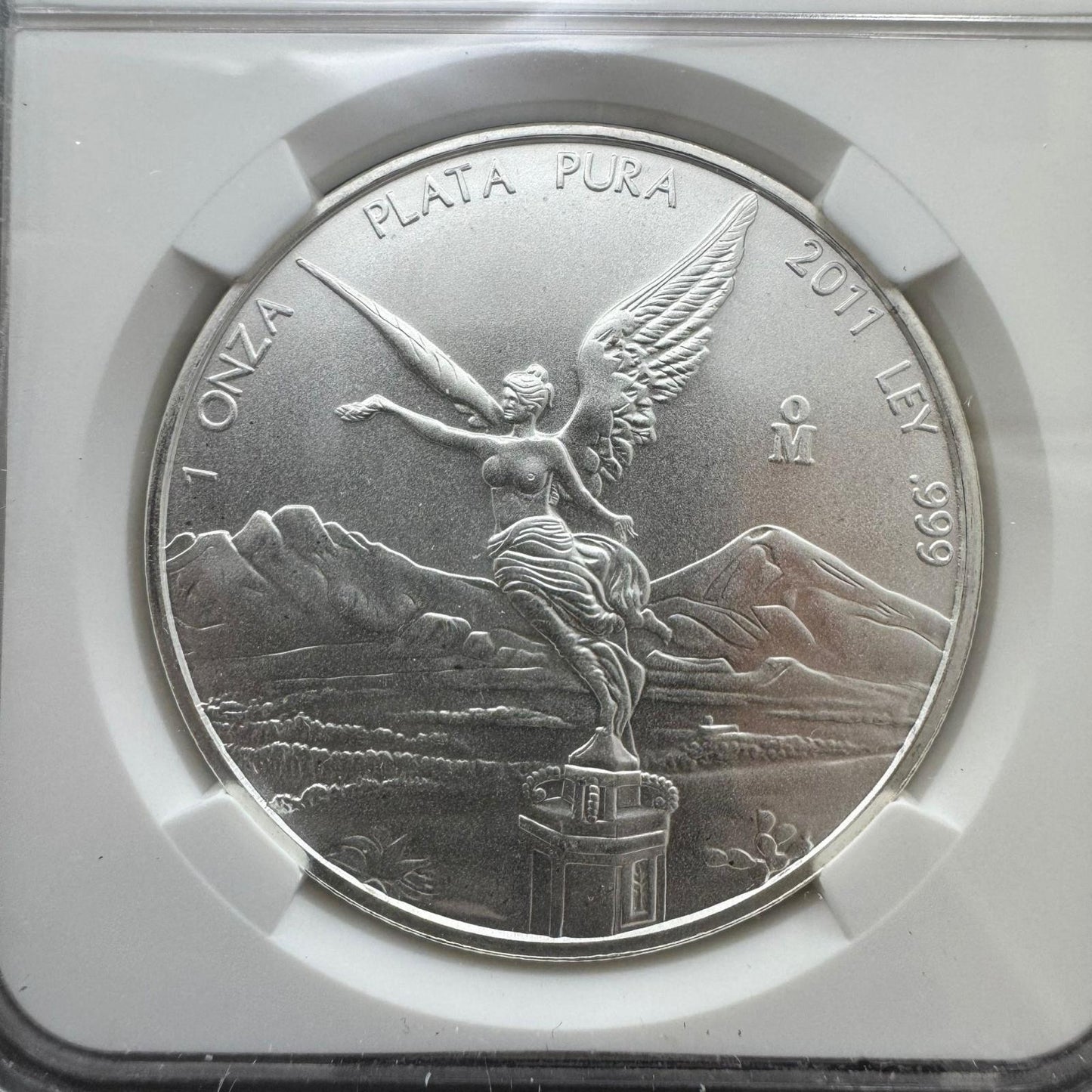 2011 Mexico One Ounce Libertad .999 Fine Silver NGC MS68 #2943174-011