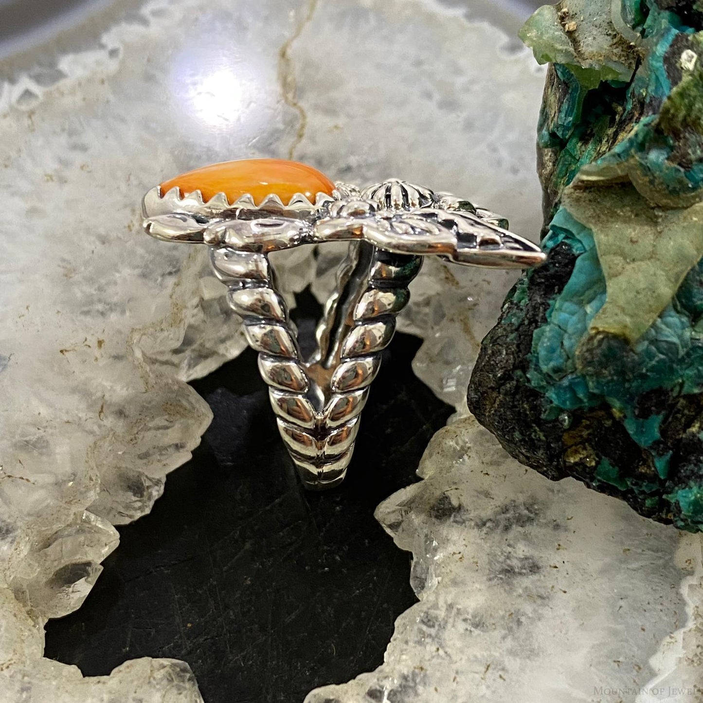 Carolyn Pollack Southwestern Style Sterling Silver Spiny Oyster Bee Ring For Women, Variety of Sizes