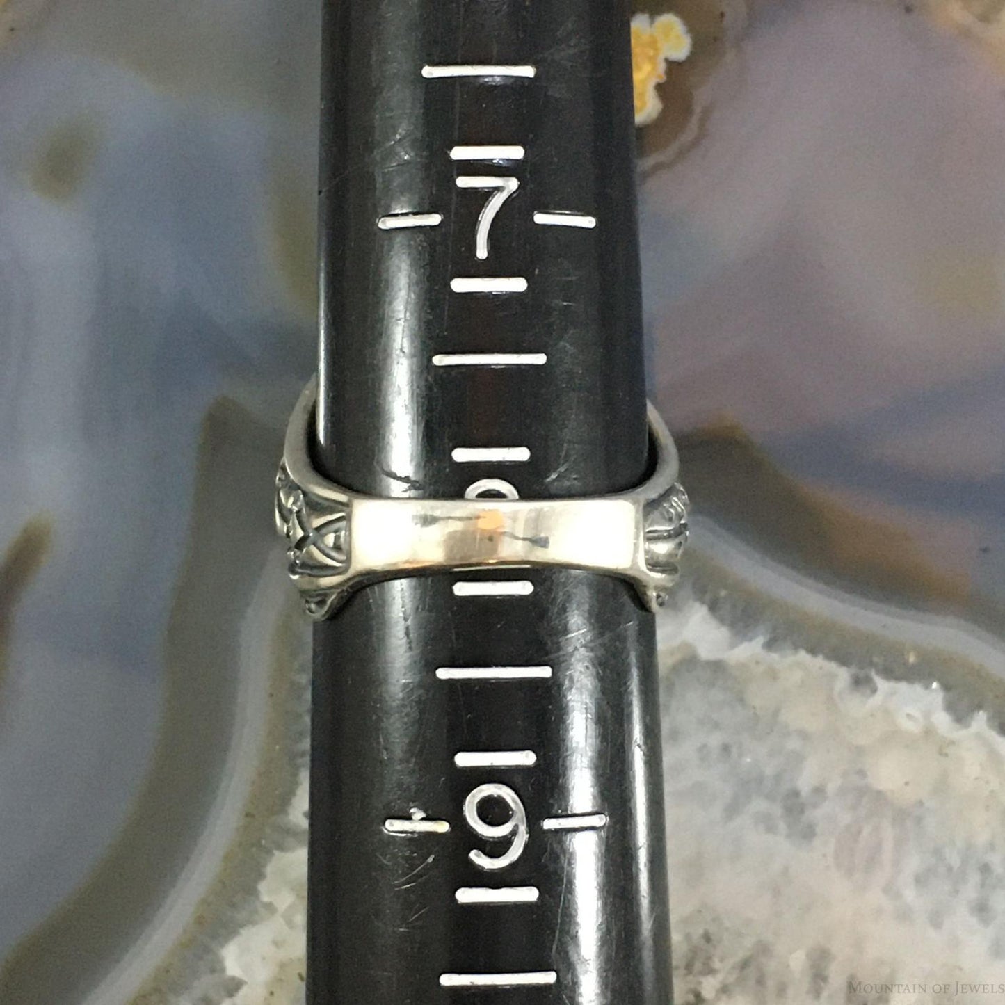 Carolyn Pollack Southwestern Style Sterling Silver Oval Malachite Decorated Ring For Women