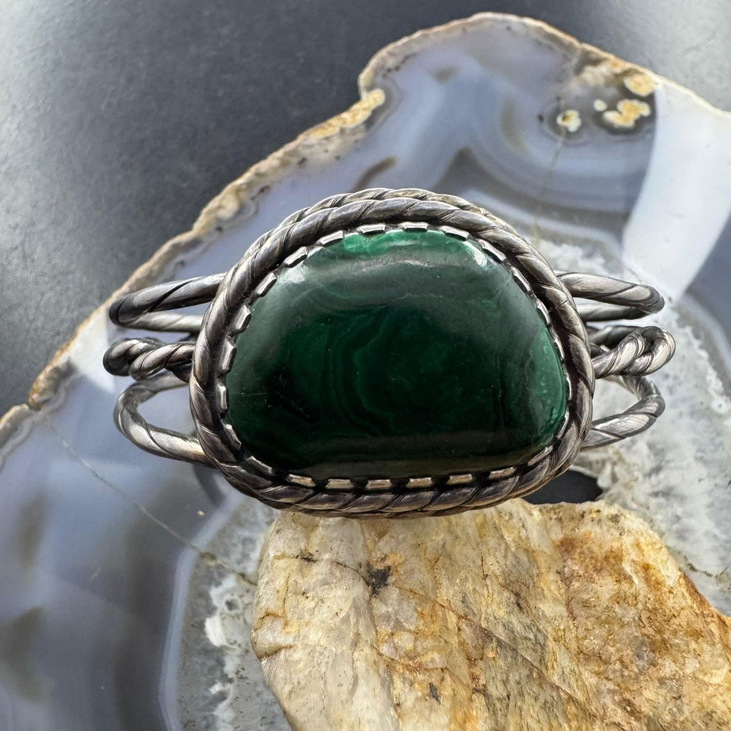Vintage Taos Pueblo Native American Sterling Silver Malachite Bracelet For Women