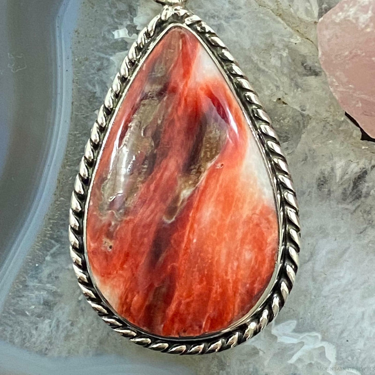 Native American Sterling Silver Teardrop Spiny Oyster Unisex Pendant