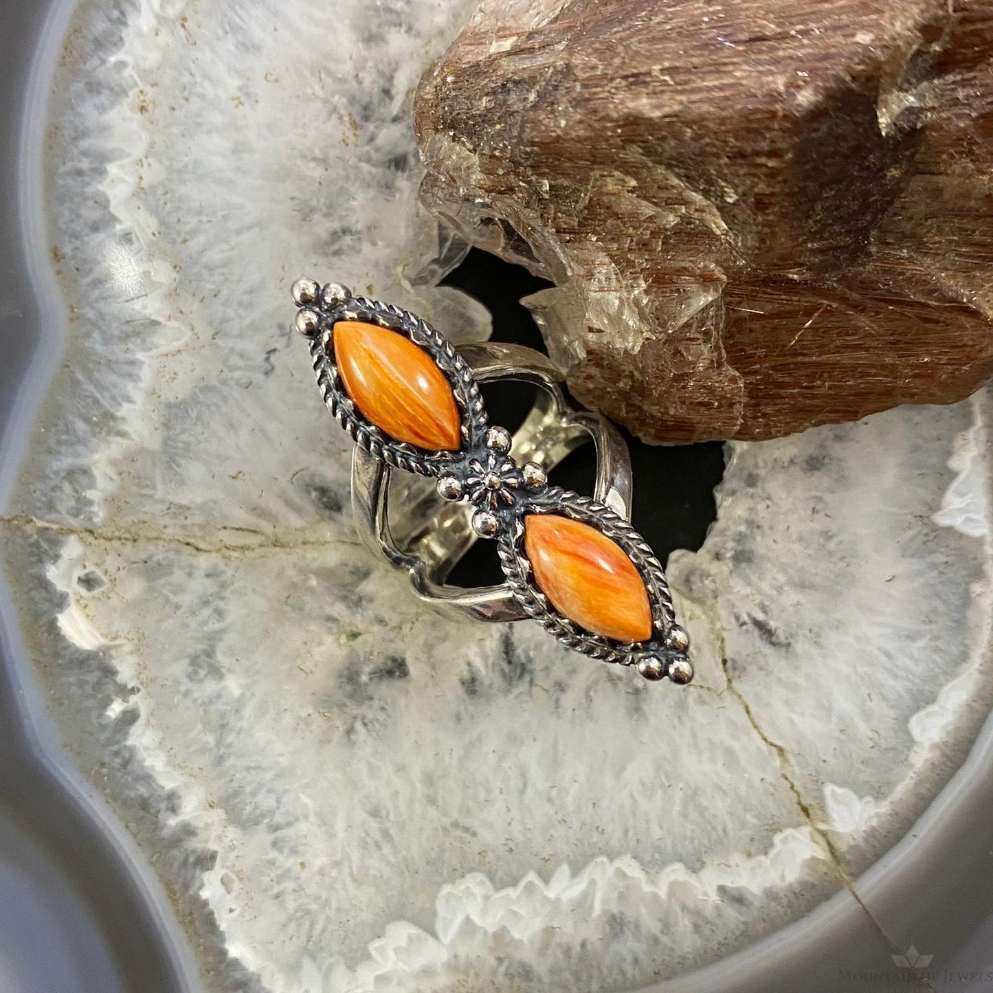 Carolyn Pollack Sterling 2 Marquise Spiny Oyster Decorated Ring Sizes 5.25 and 6 For Women