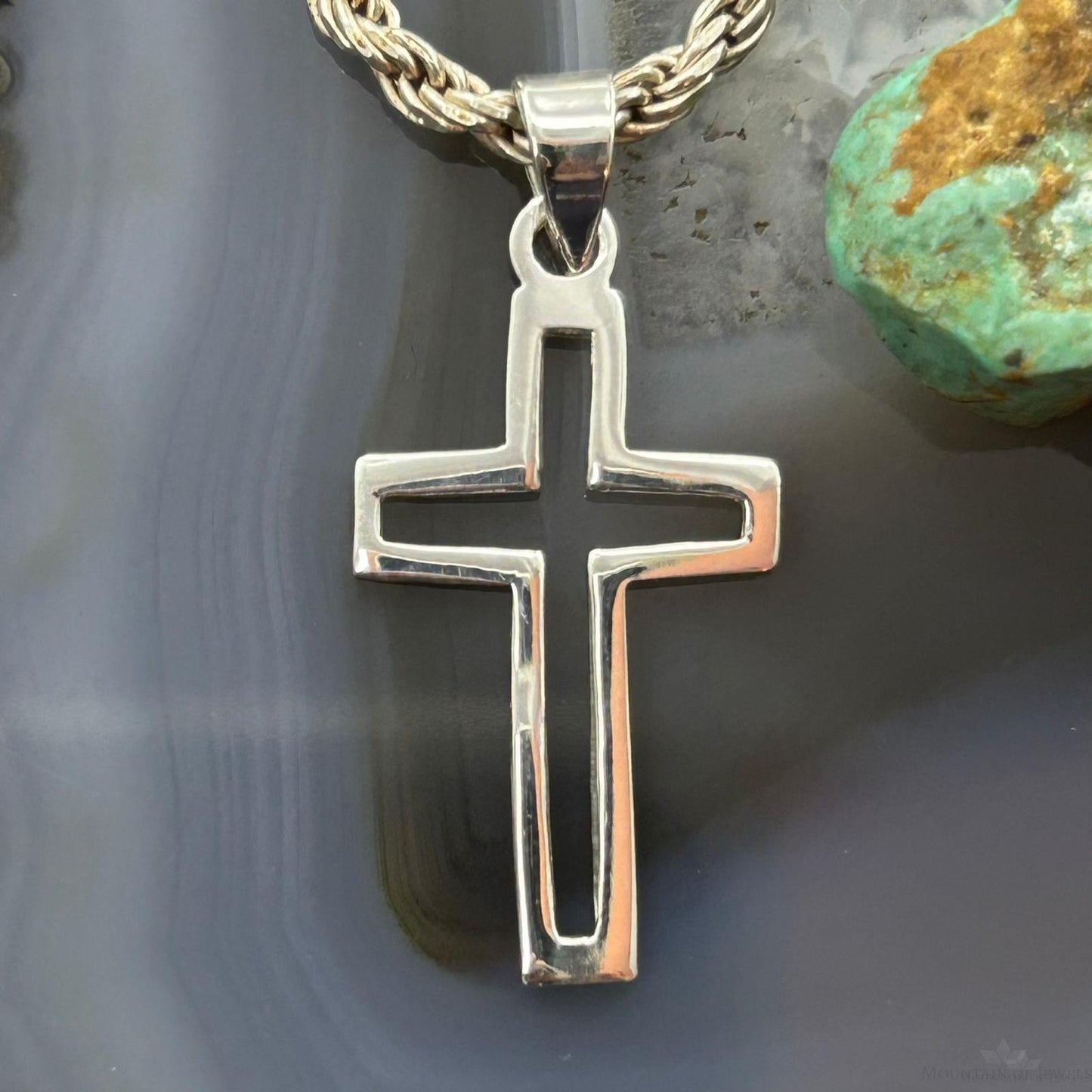 Sterling Silver Fashion Unisex Cut Out Cross Pendant