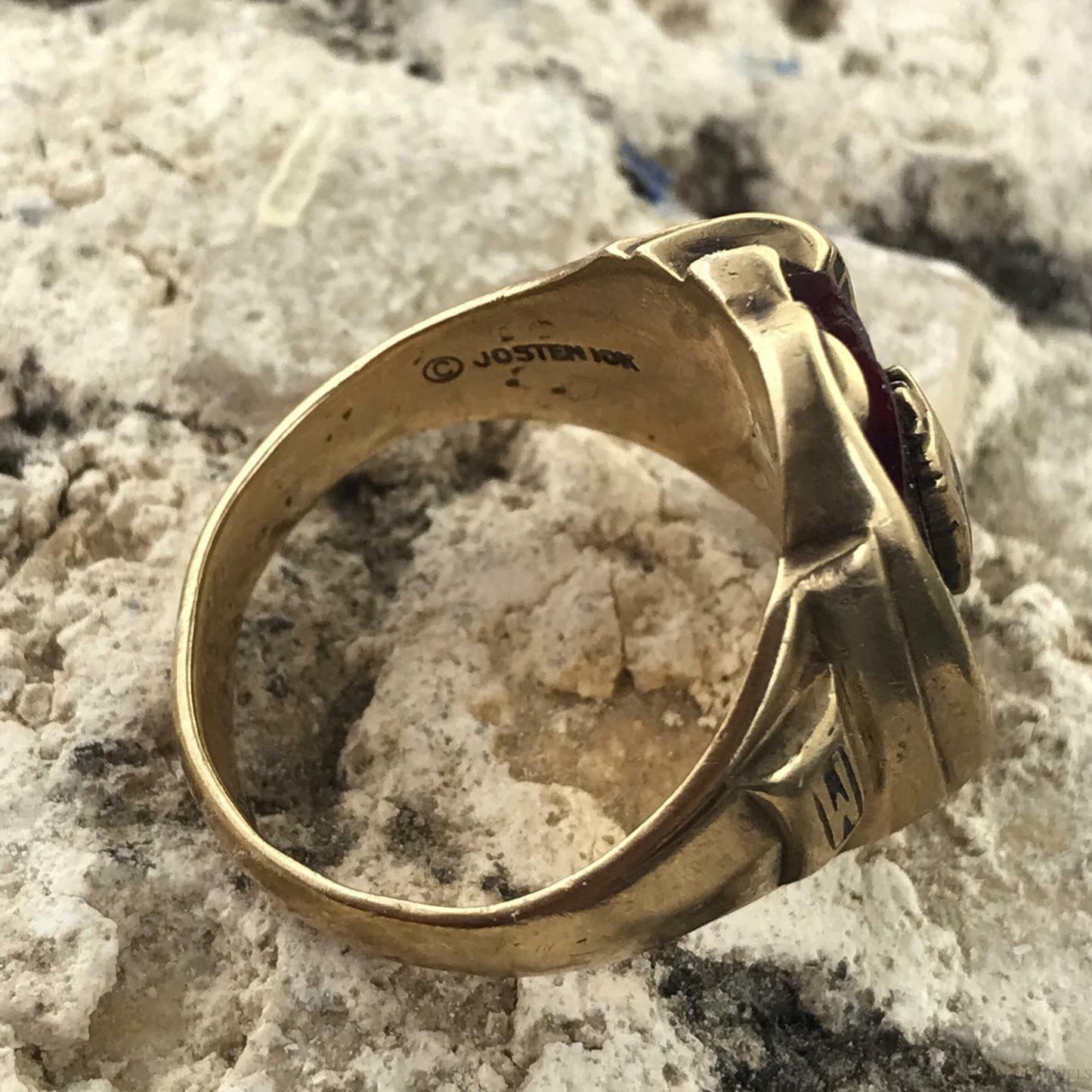 Vintage 1965 Taos High School, New Mexico 10K Gold Ring