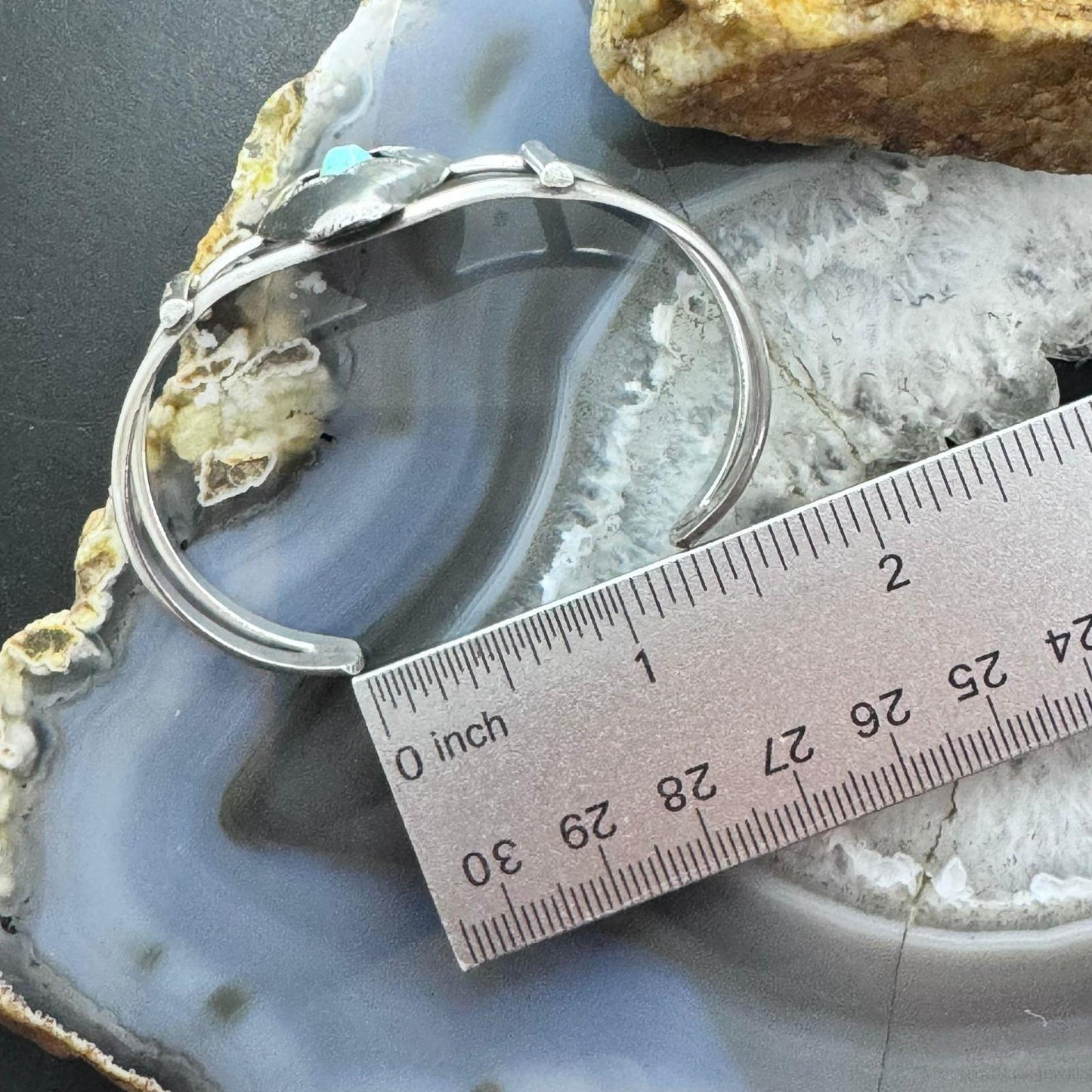 Vintage Native American Silver Oval Turquoise Shadow Box Split Shank Bracelet For Women