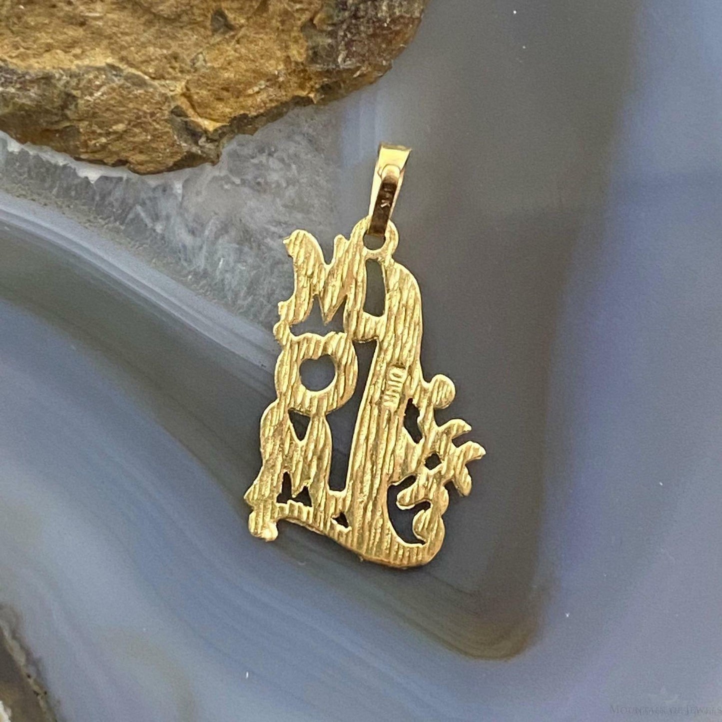 14K Yellow Gold "#1 Mom" Diamond Cut Charm For Women
