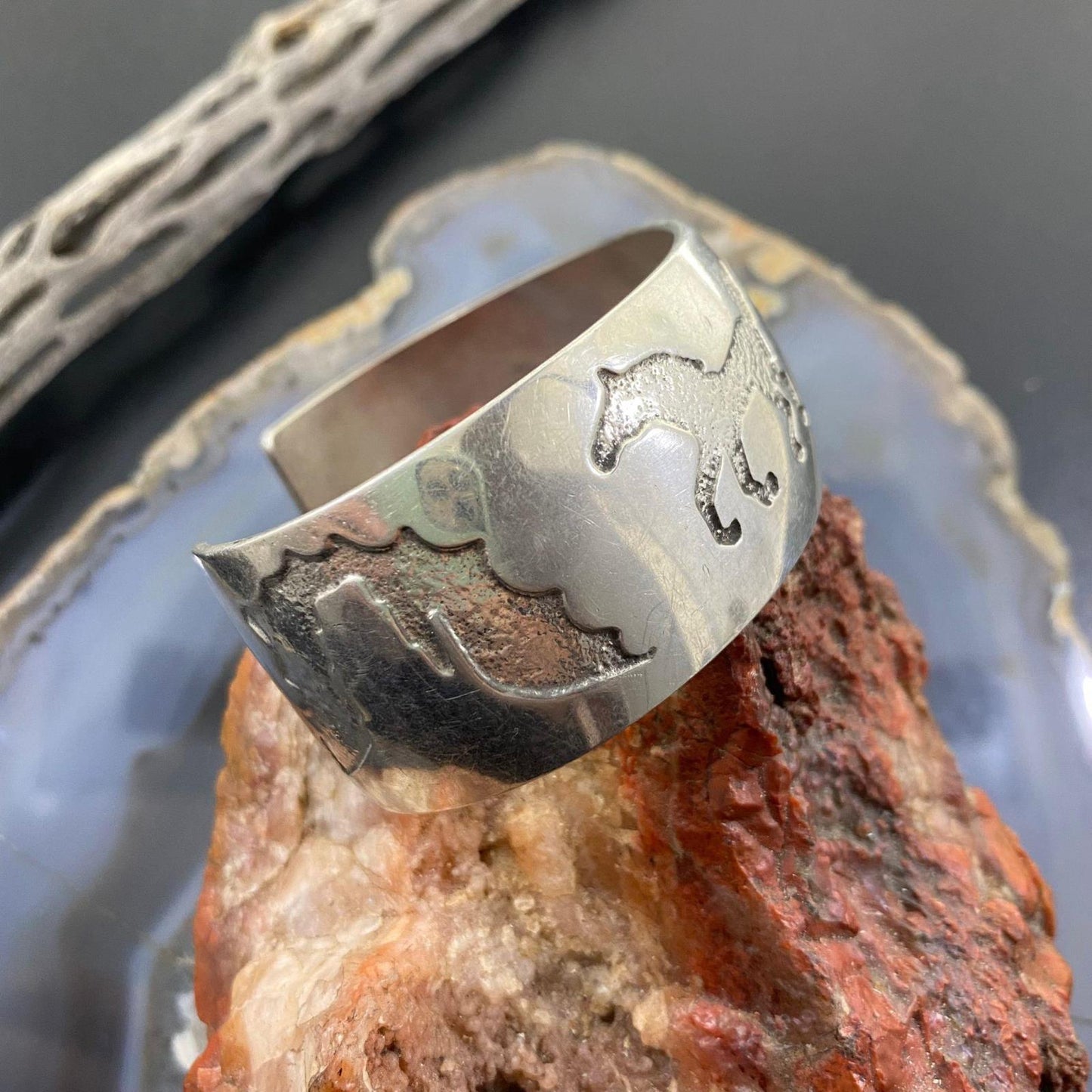 AM Peshlakai Vintage Navajo Native American Silver Overlay Horses Uni Bracelet