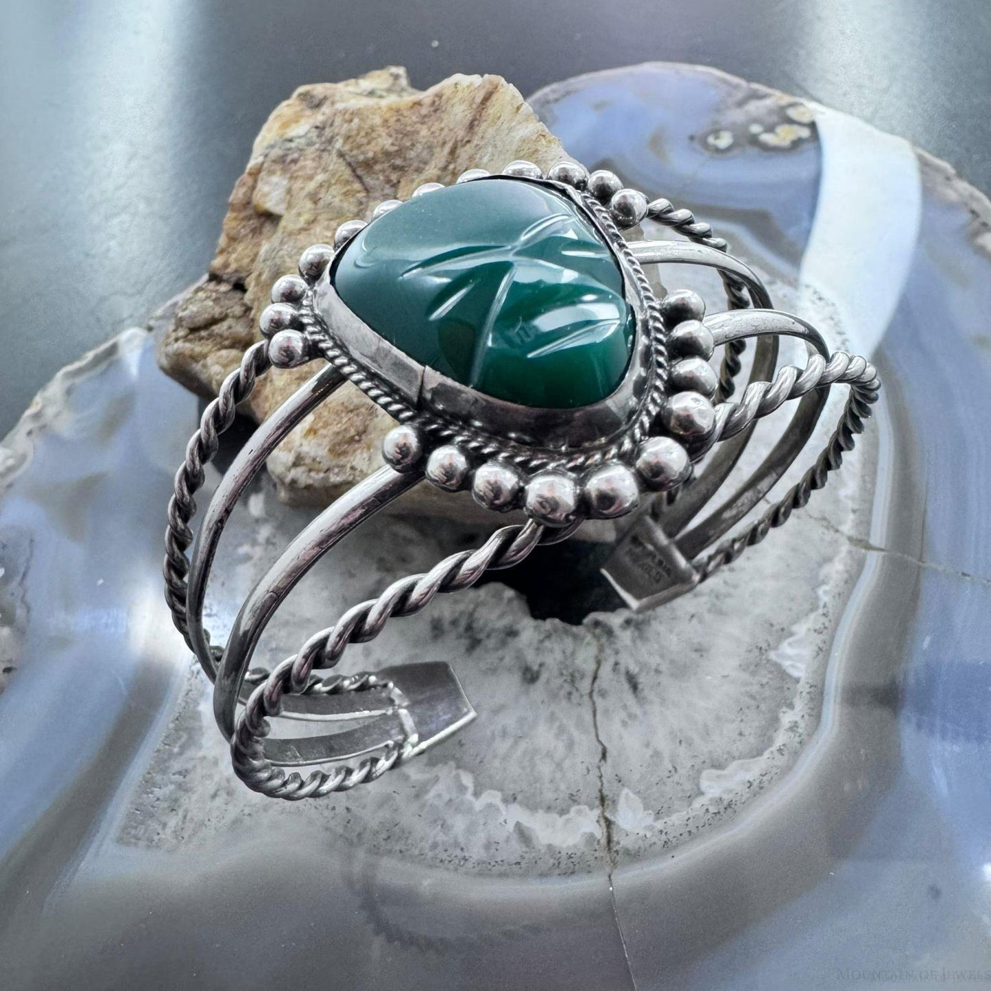 Vintage Mexican Sterling Silver Curved Tribal Mask Face Green Onyx Bracelet For Women