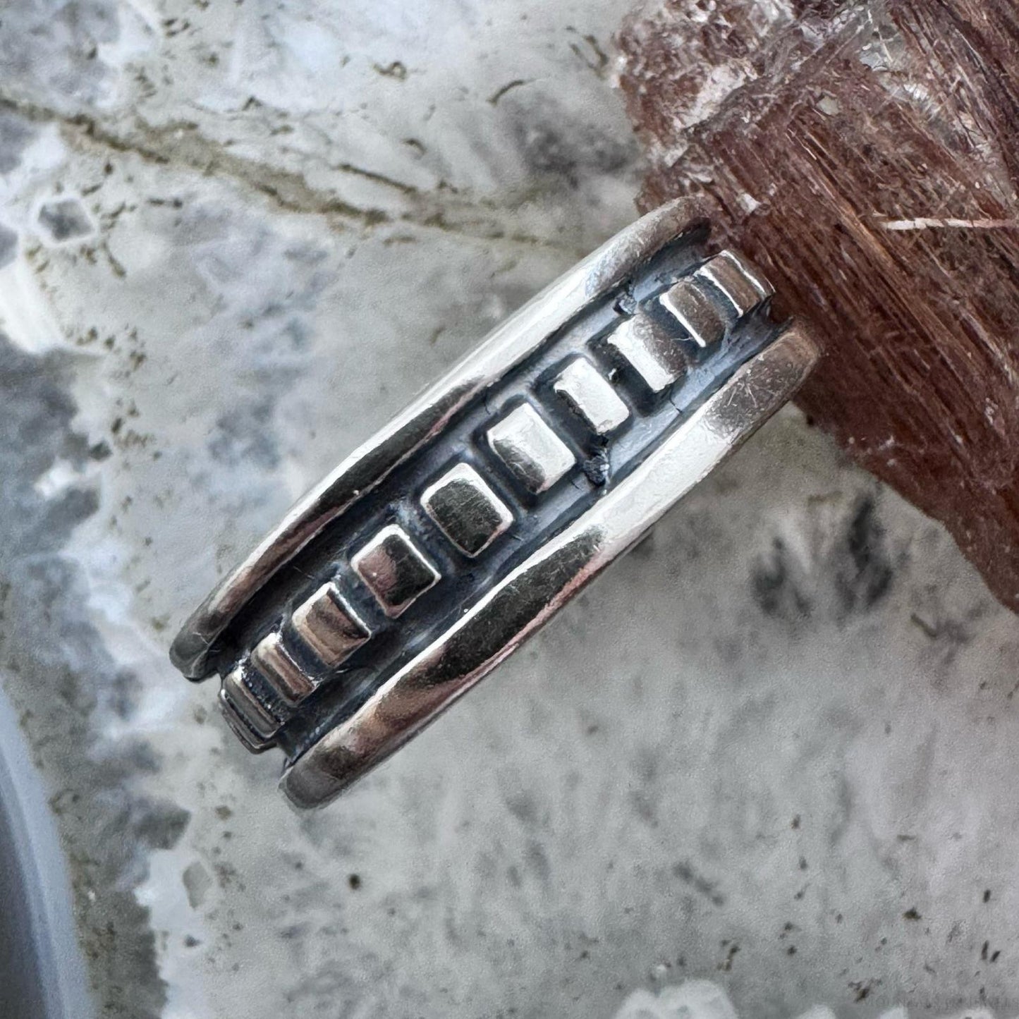 Carolyn Pollack Sterling Silver Southwestern Decorated Unisex Band Ring