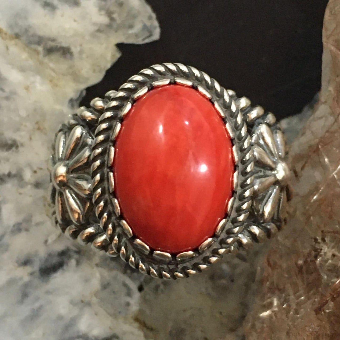 Carolyn Pollack Vintage Southwestern Style Sterling Silver Oval Red Jasper Decorated Ring For Women